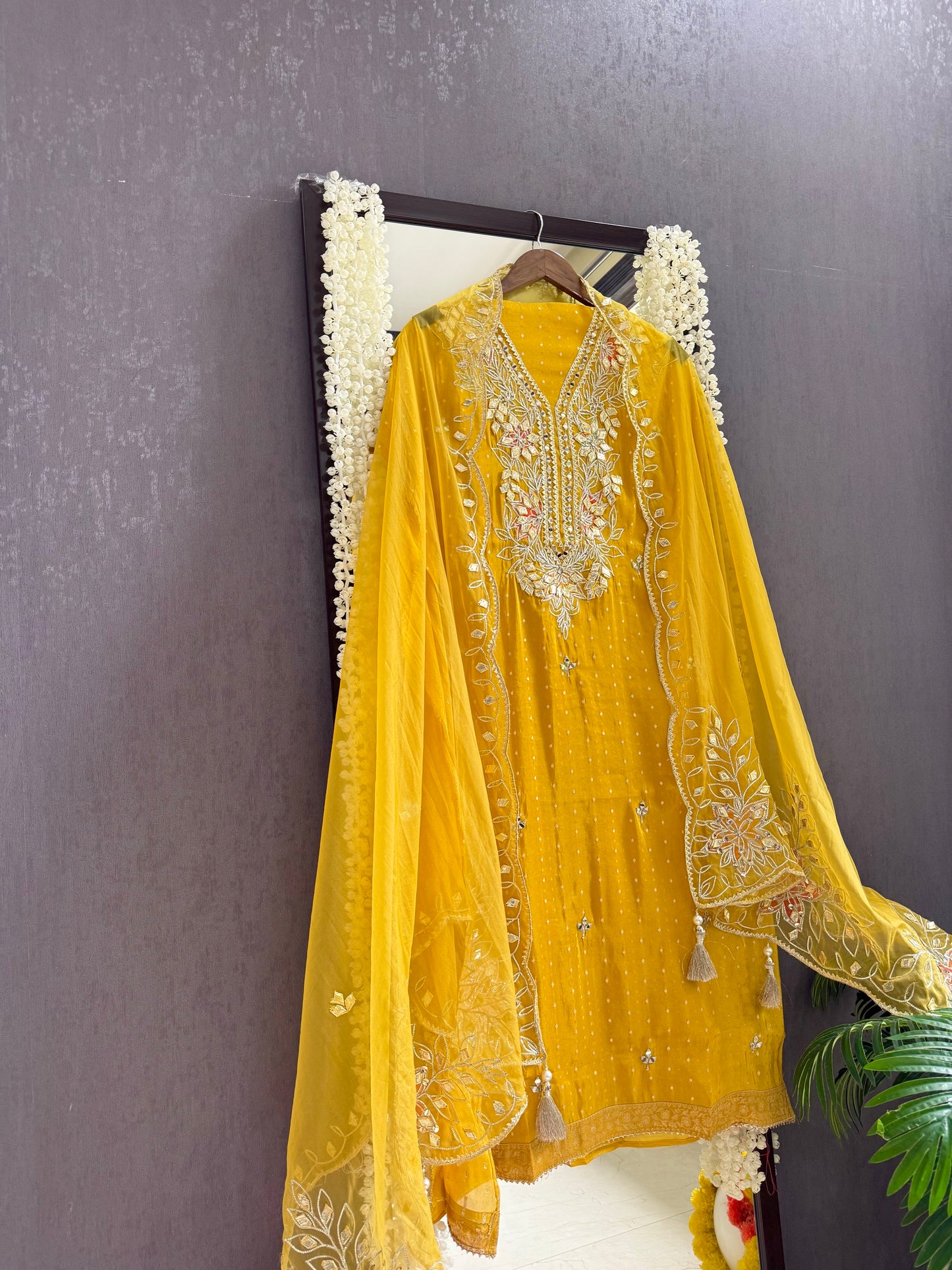 Premium Gotapatti Benarsi Tissue silk suit