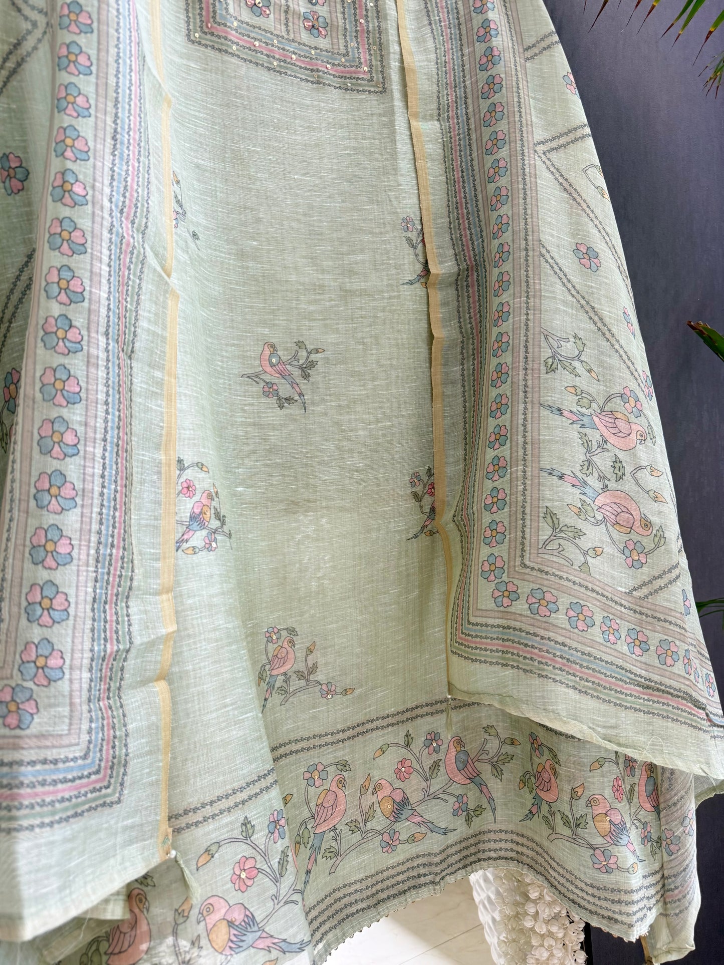 Linen handwork birds suit