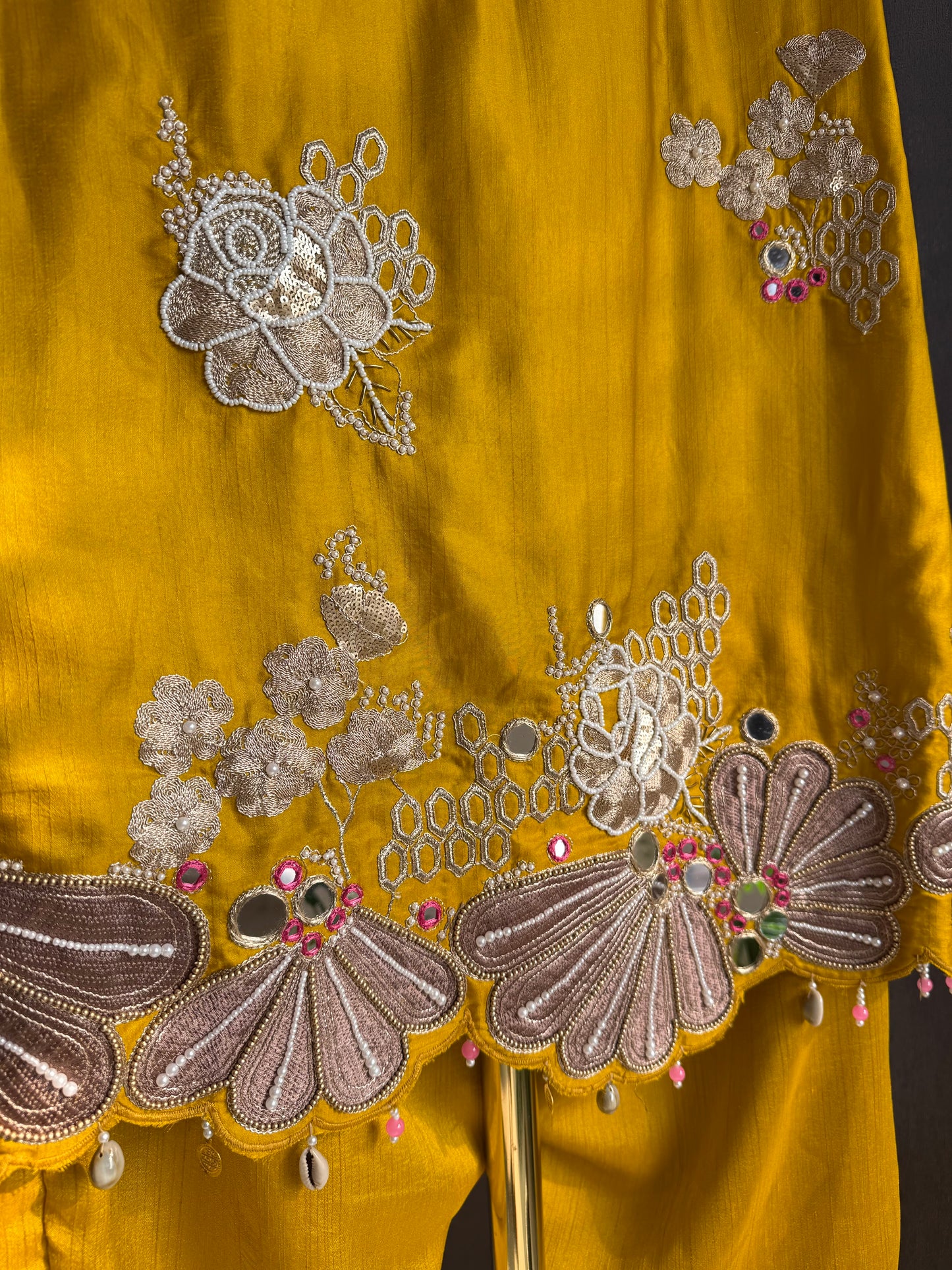 Luxurious raw silk Handwork set