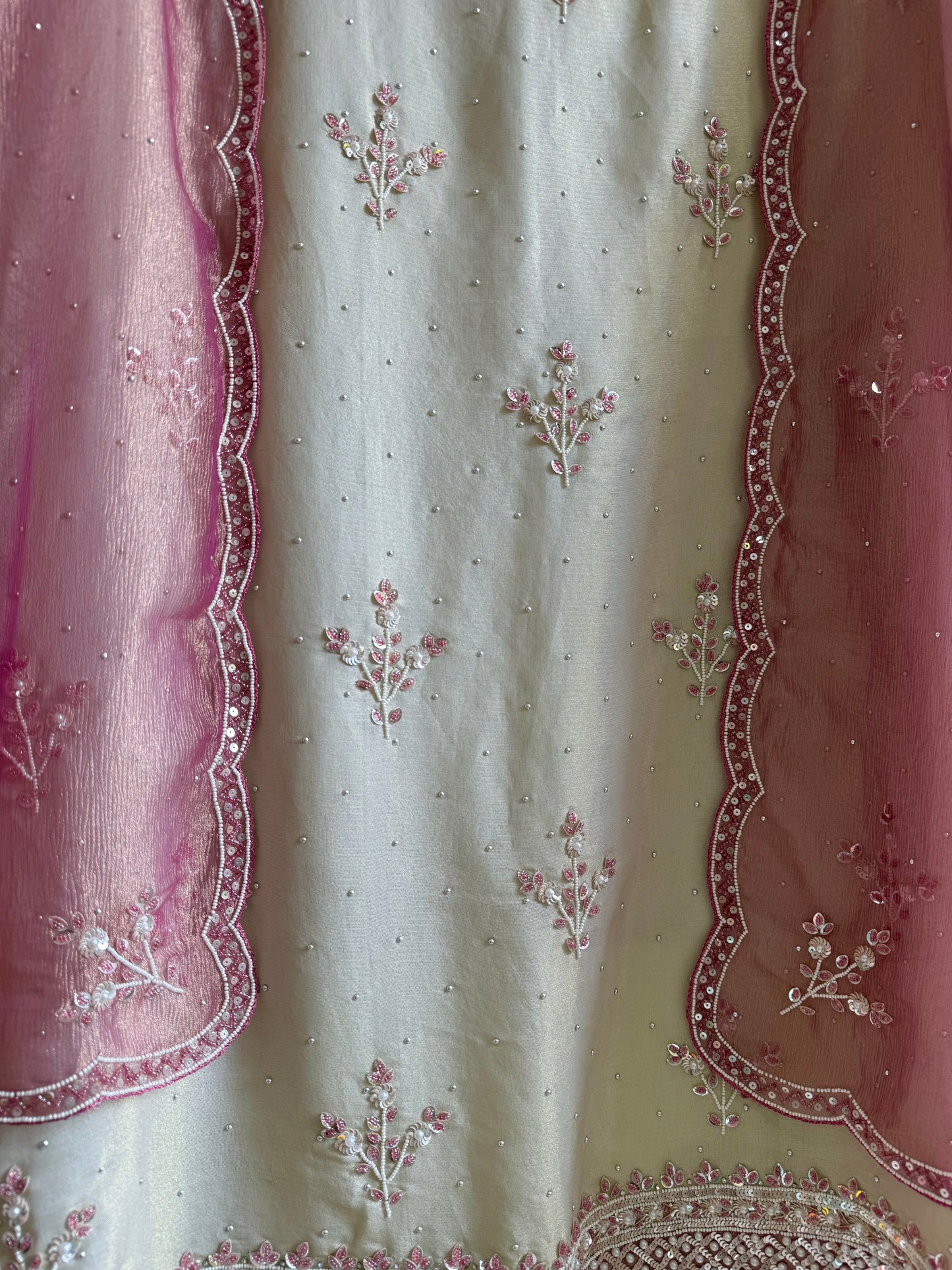 Luxurious dreamy handwork suit
