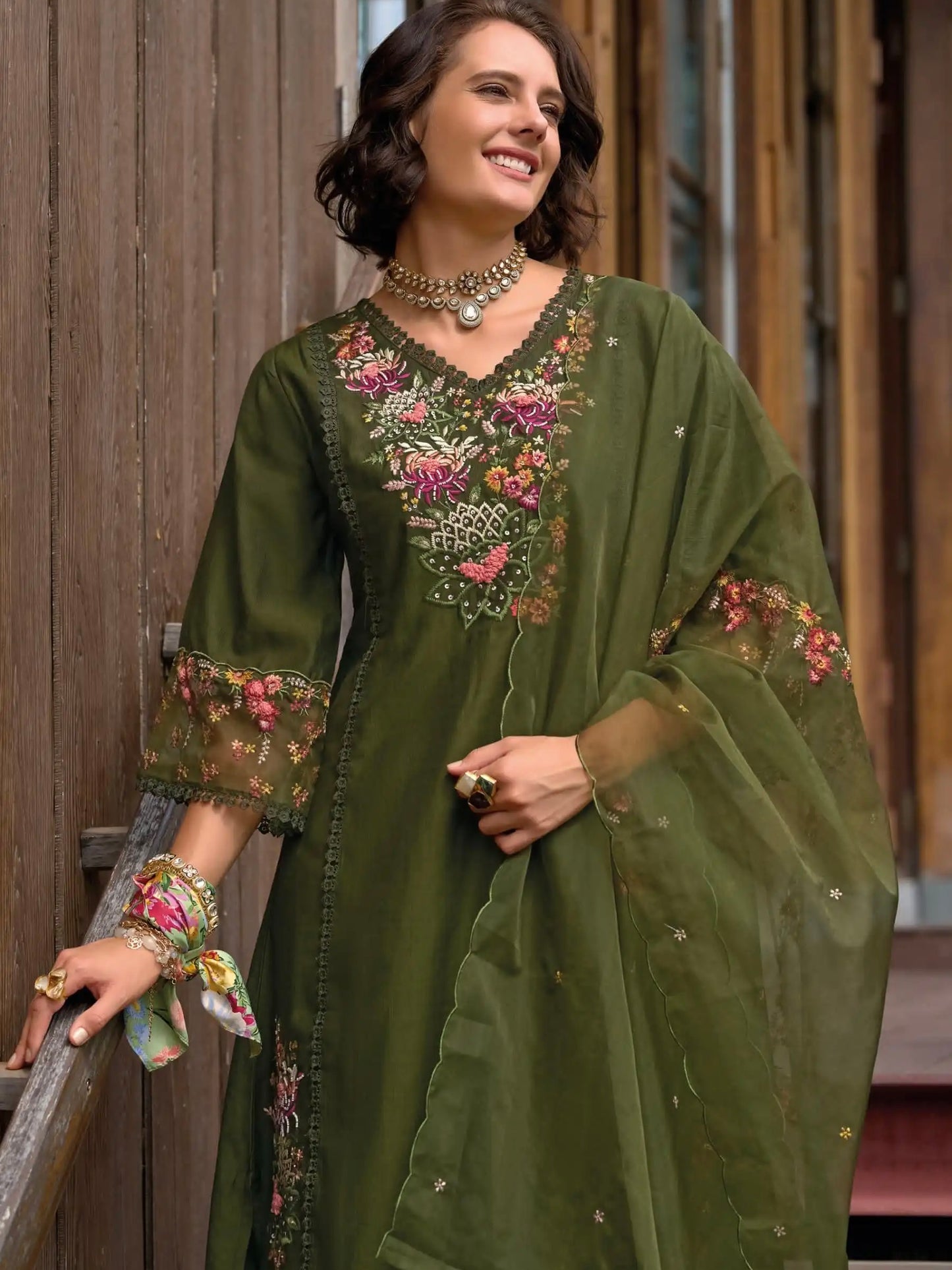Aline Handwork suit
