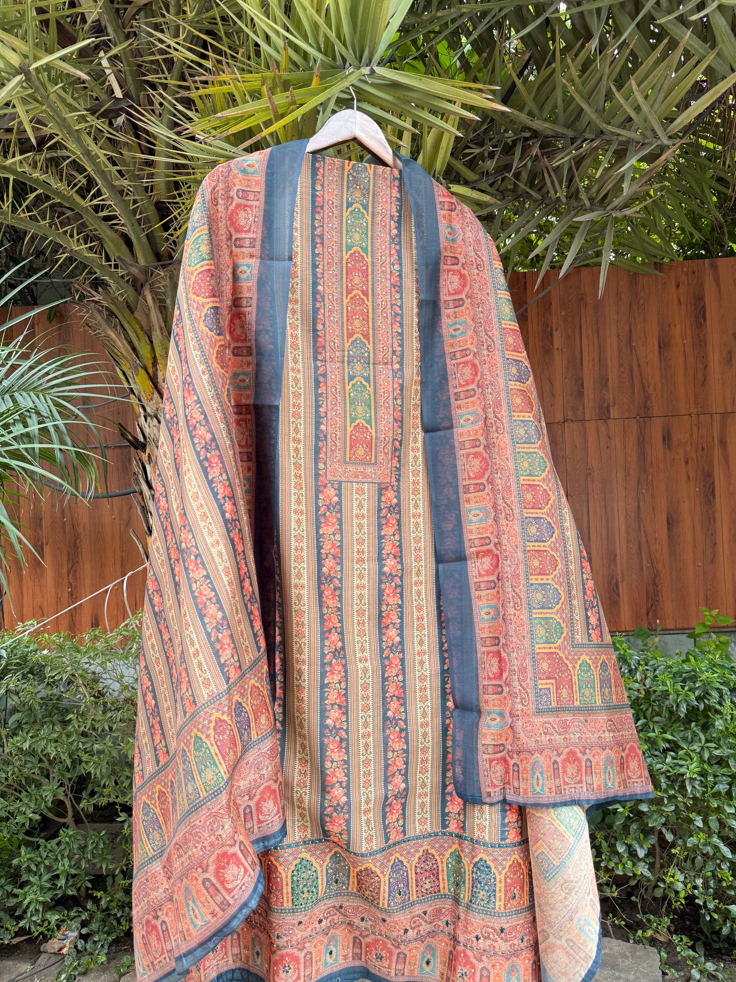 Maheshwari floral kantha work Unstitched suit
