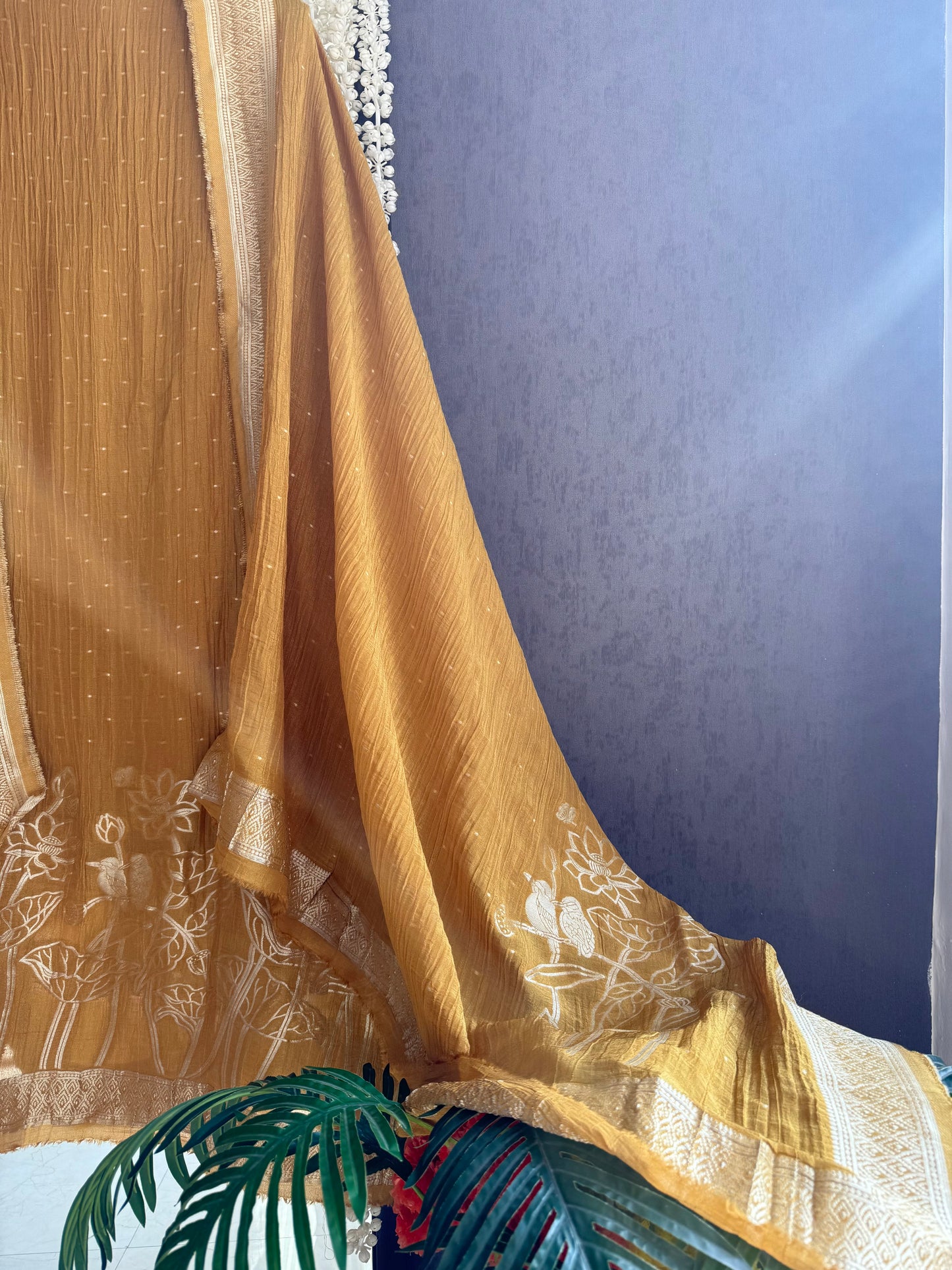 Luxurious crush benarsi lotus suit