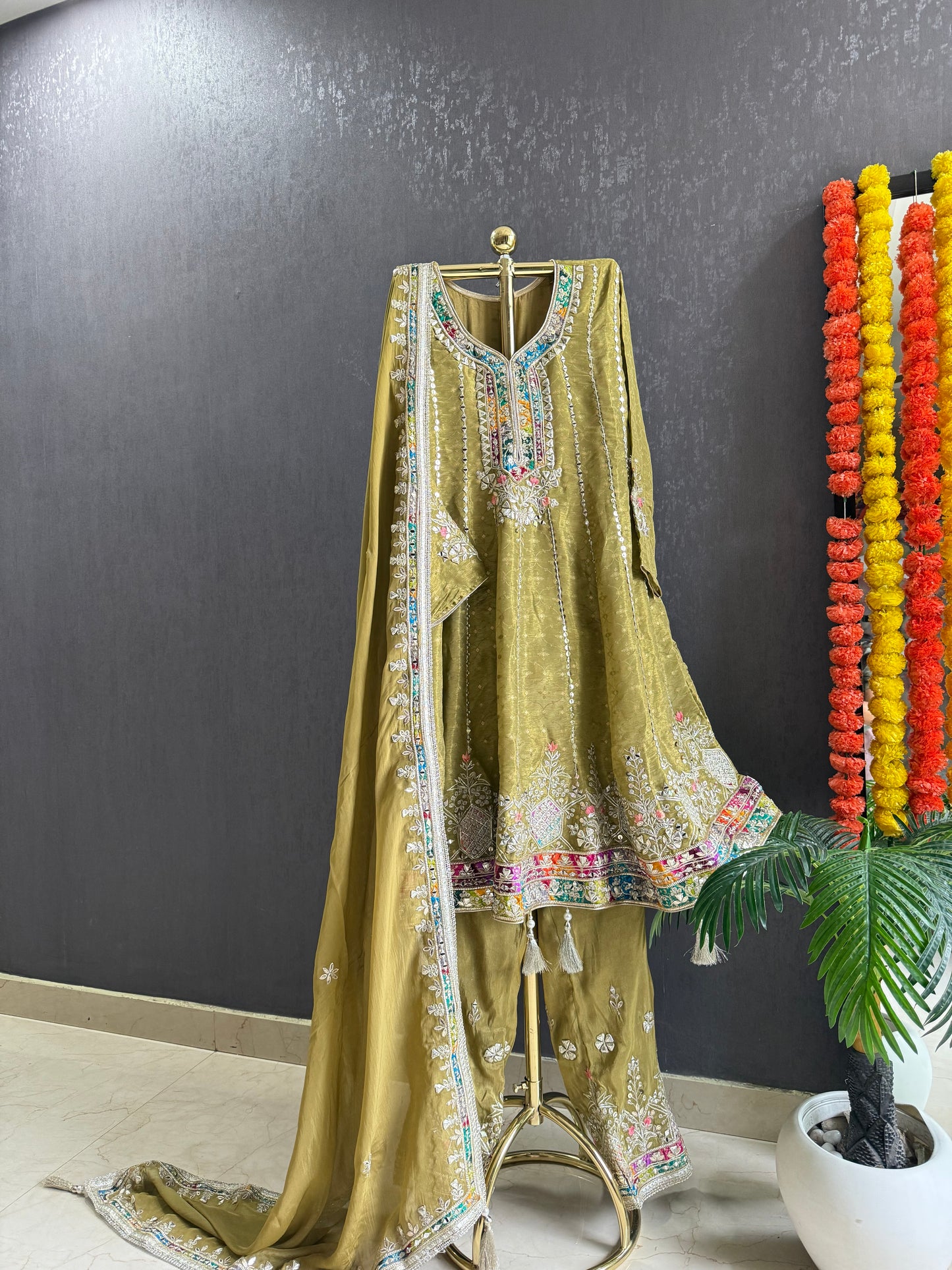 Luxurious gotapatti anarkali set