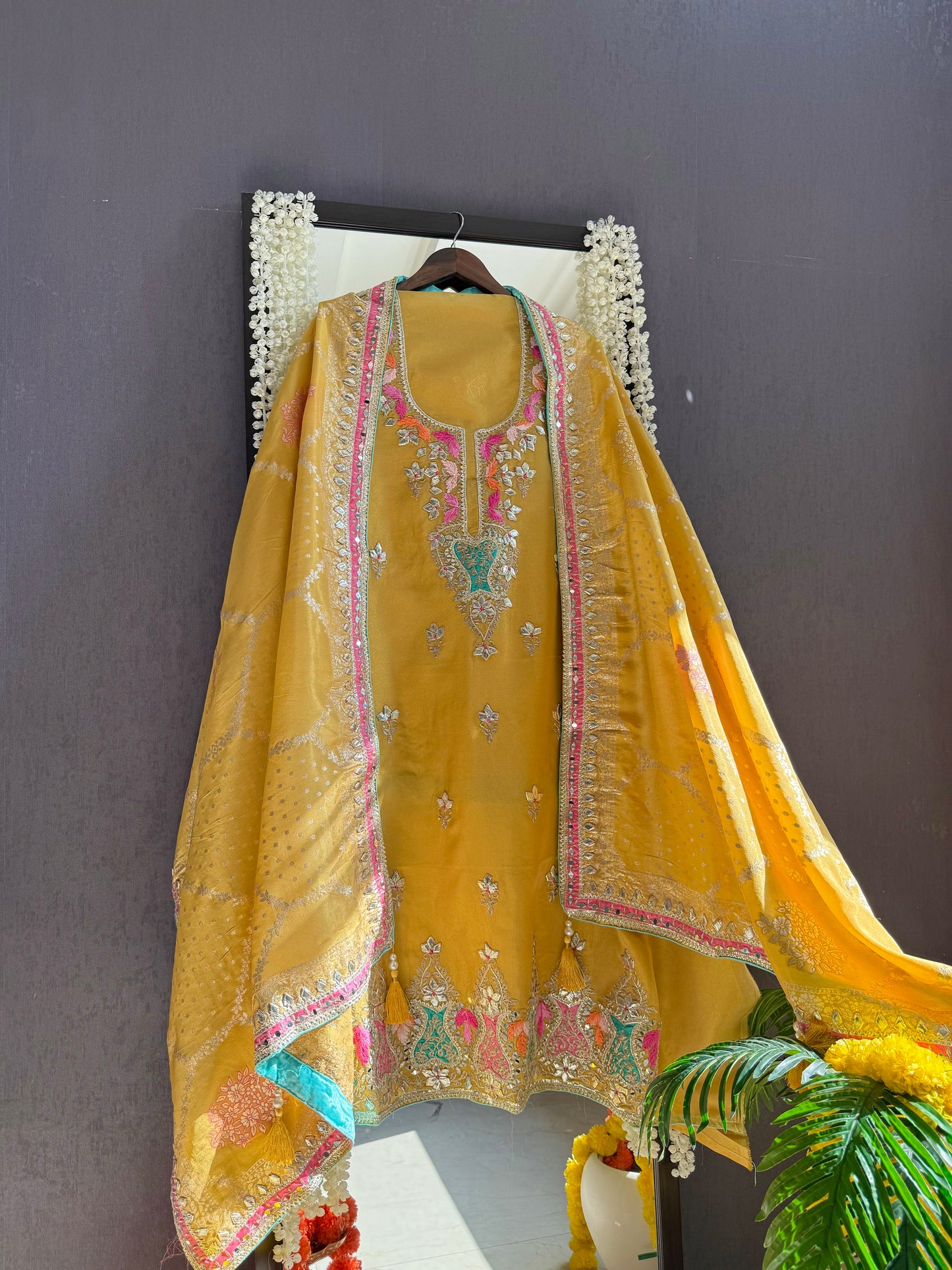 Luxurious Gotapatti Tissue silk suit