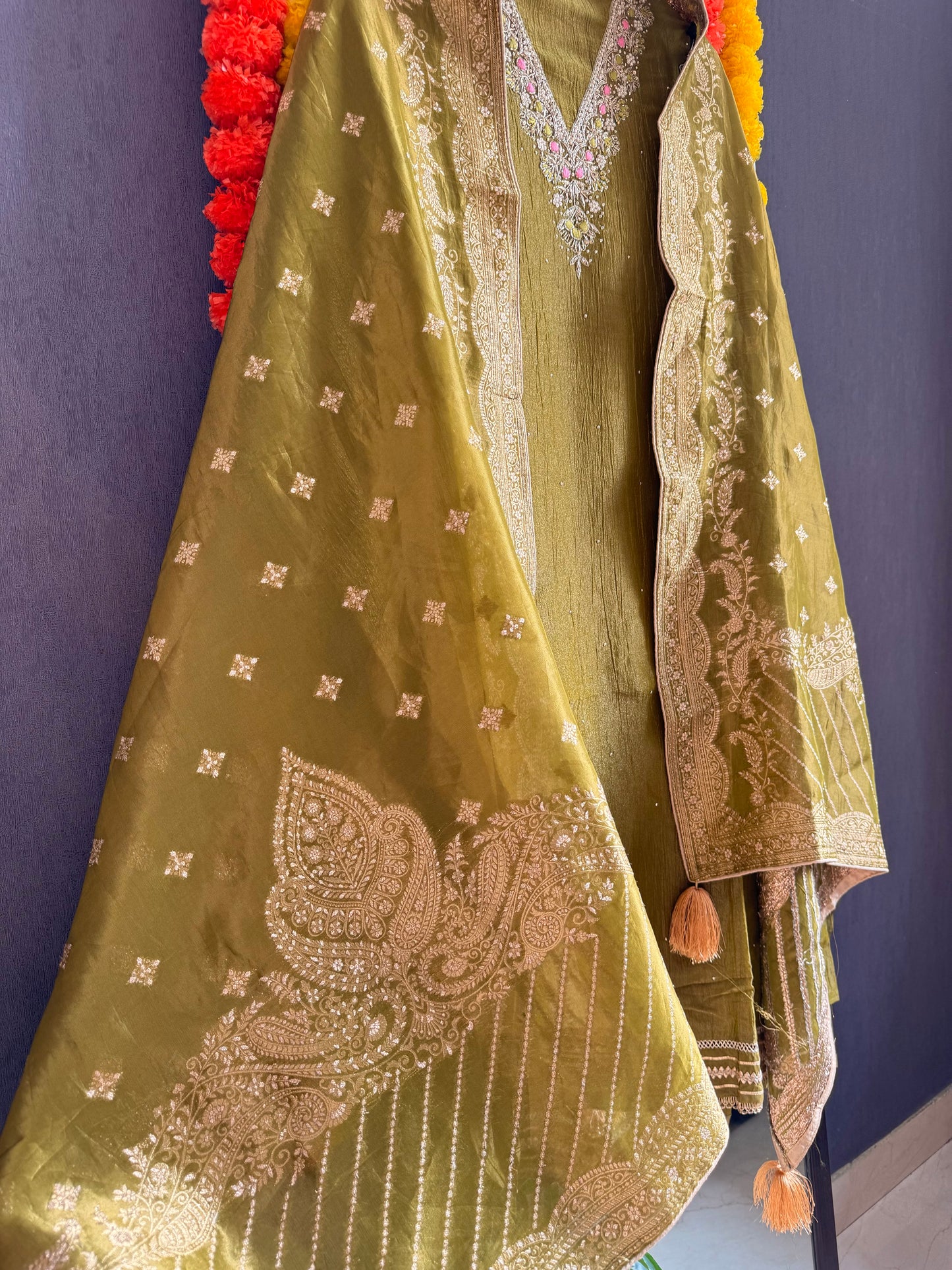 Premium Benarsi crush tissue handwork suit