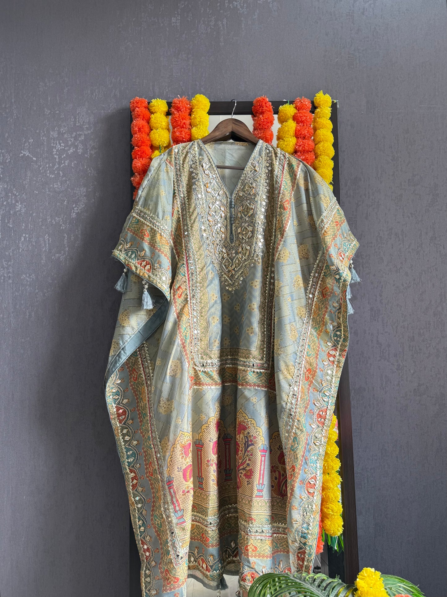 Gotapatti Tissue silk kaftan set