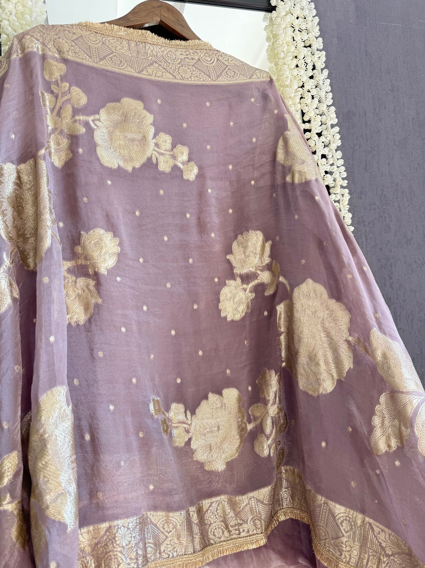 Zardozi Benarsi suit