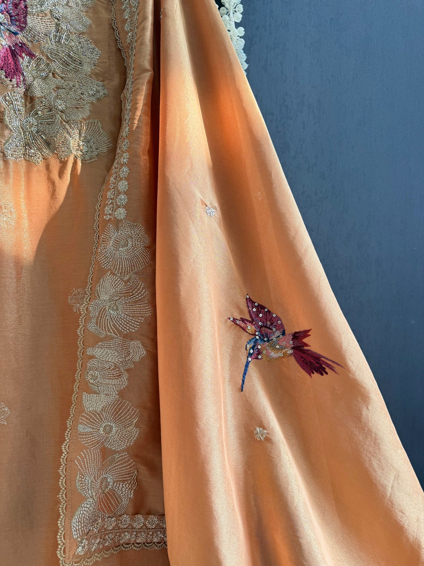 Luxurious birds handwork birds suit