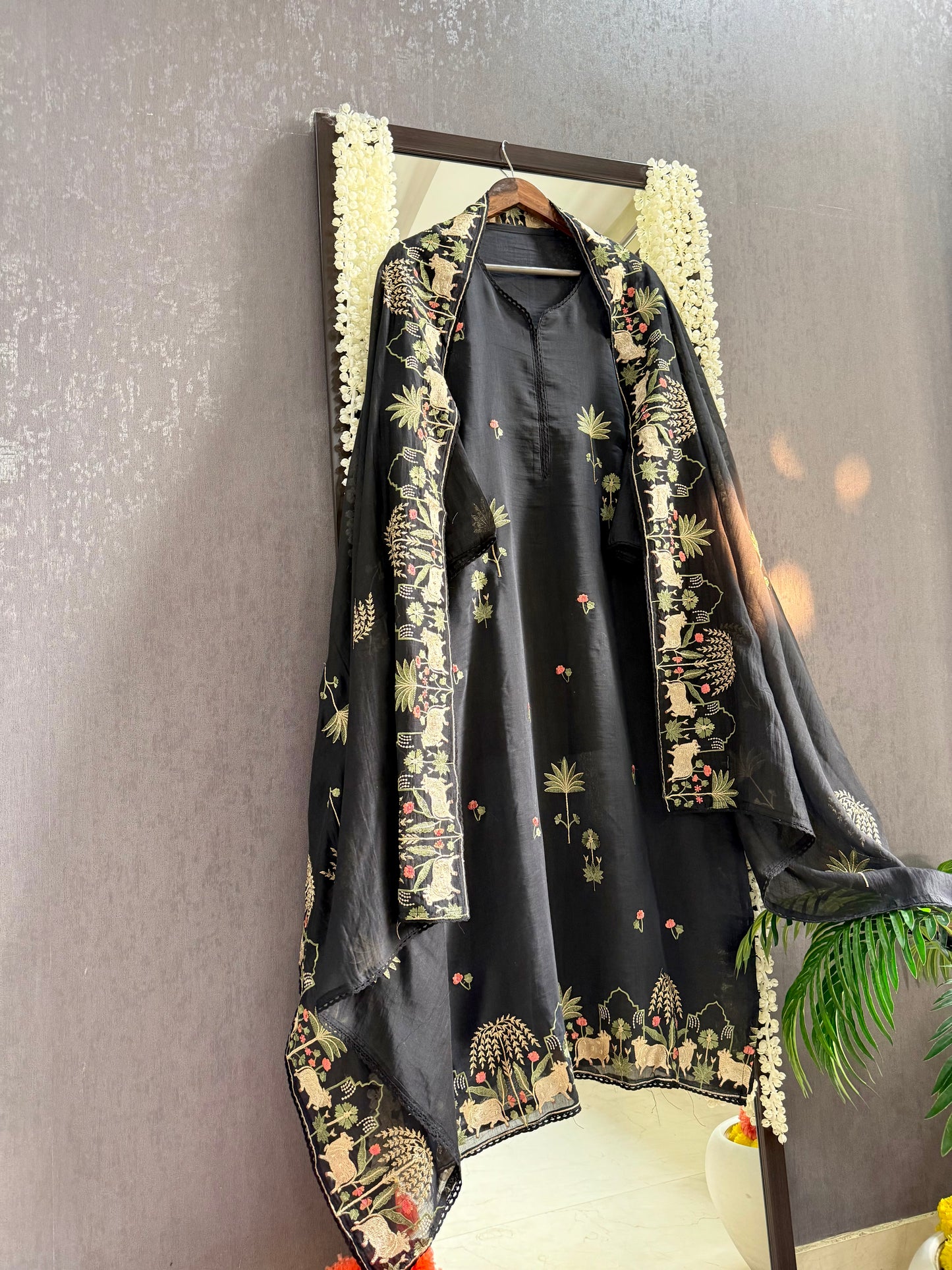 Luxurious Mul chanderi pichwai suit