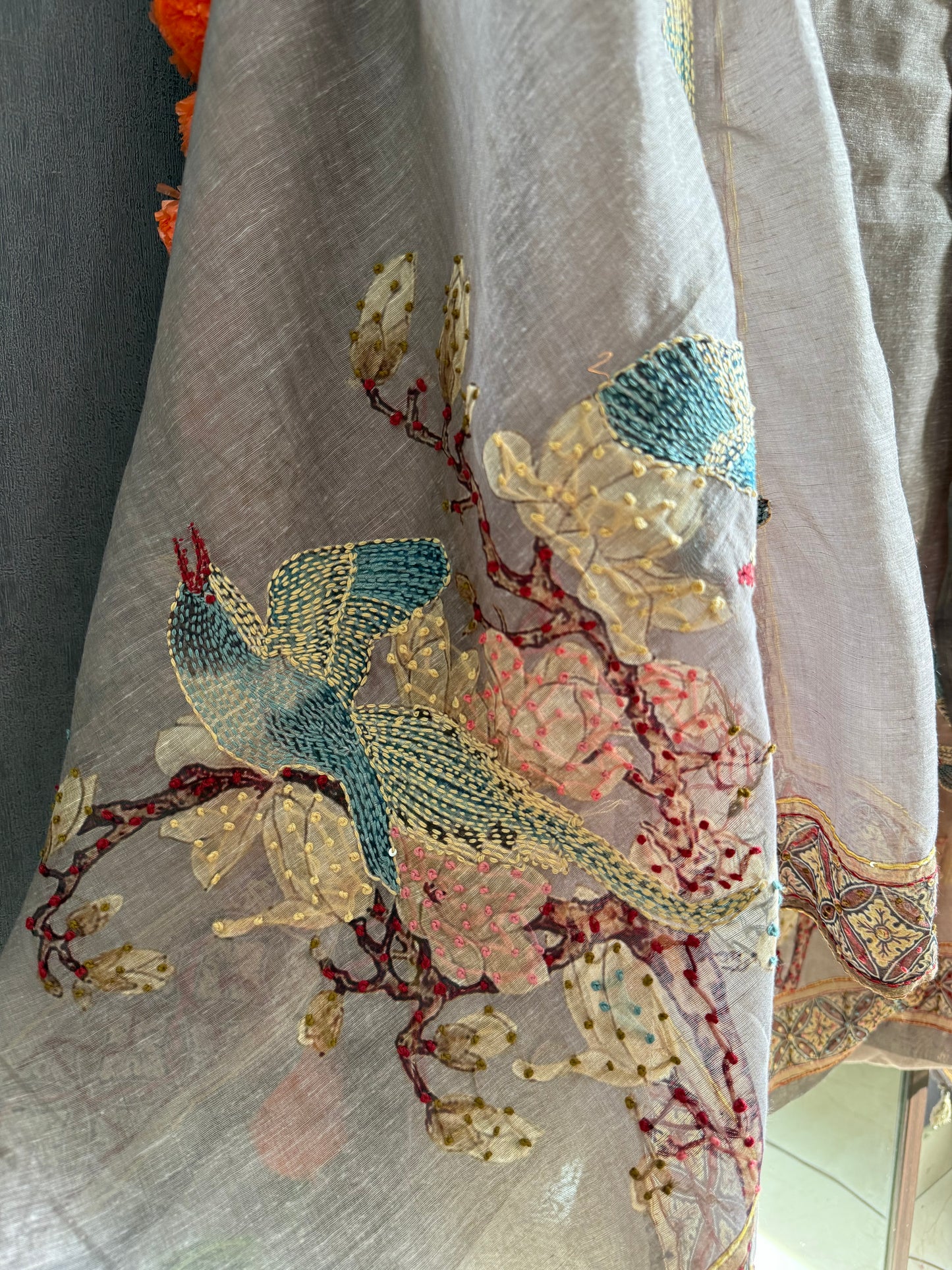 Pure linen swans frenchknot kantha work suit