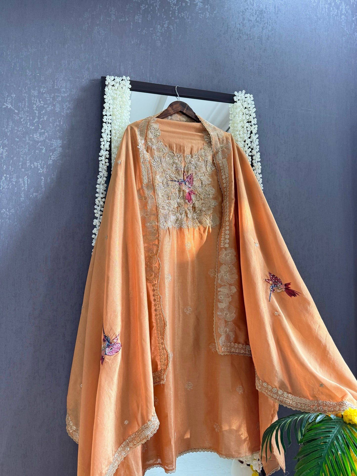 Luxurious birds handwork birds suit