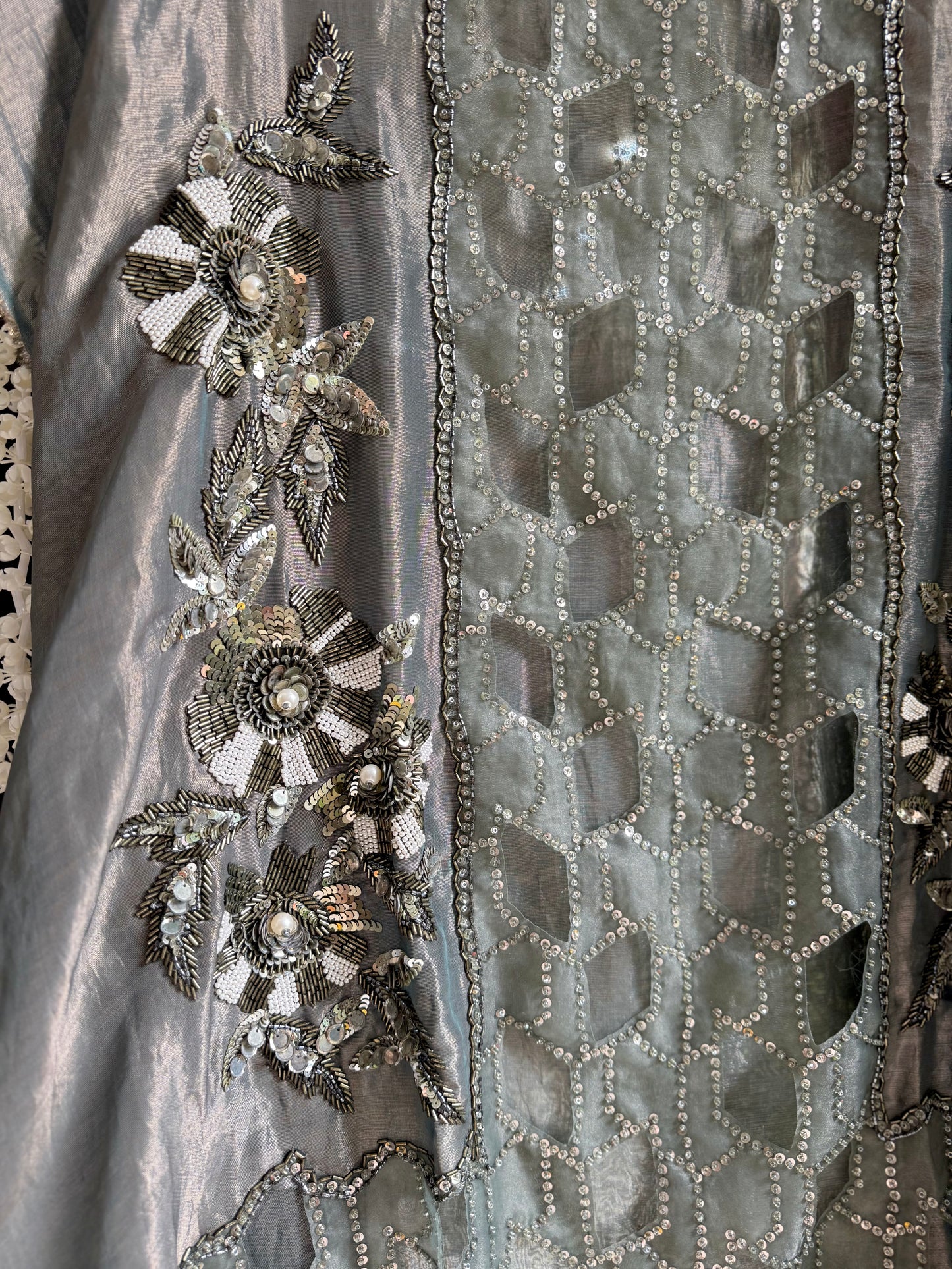 Luxurious cutwork Tissue silk suit