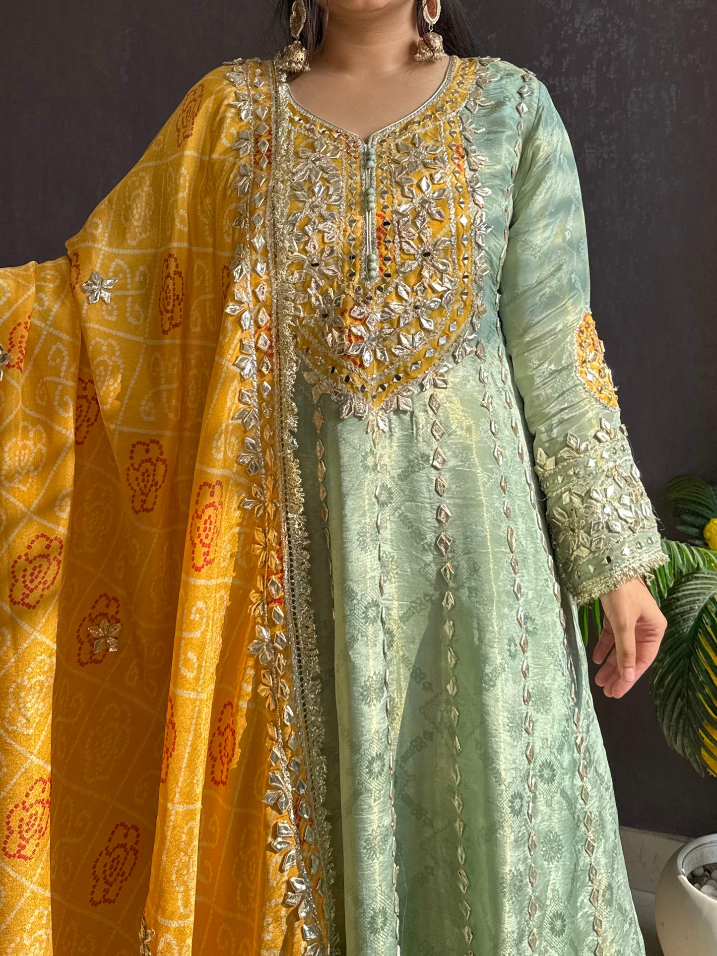 Luxurious Bandhani gotapatti anarkali set