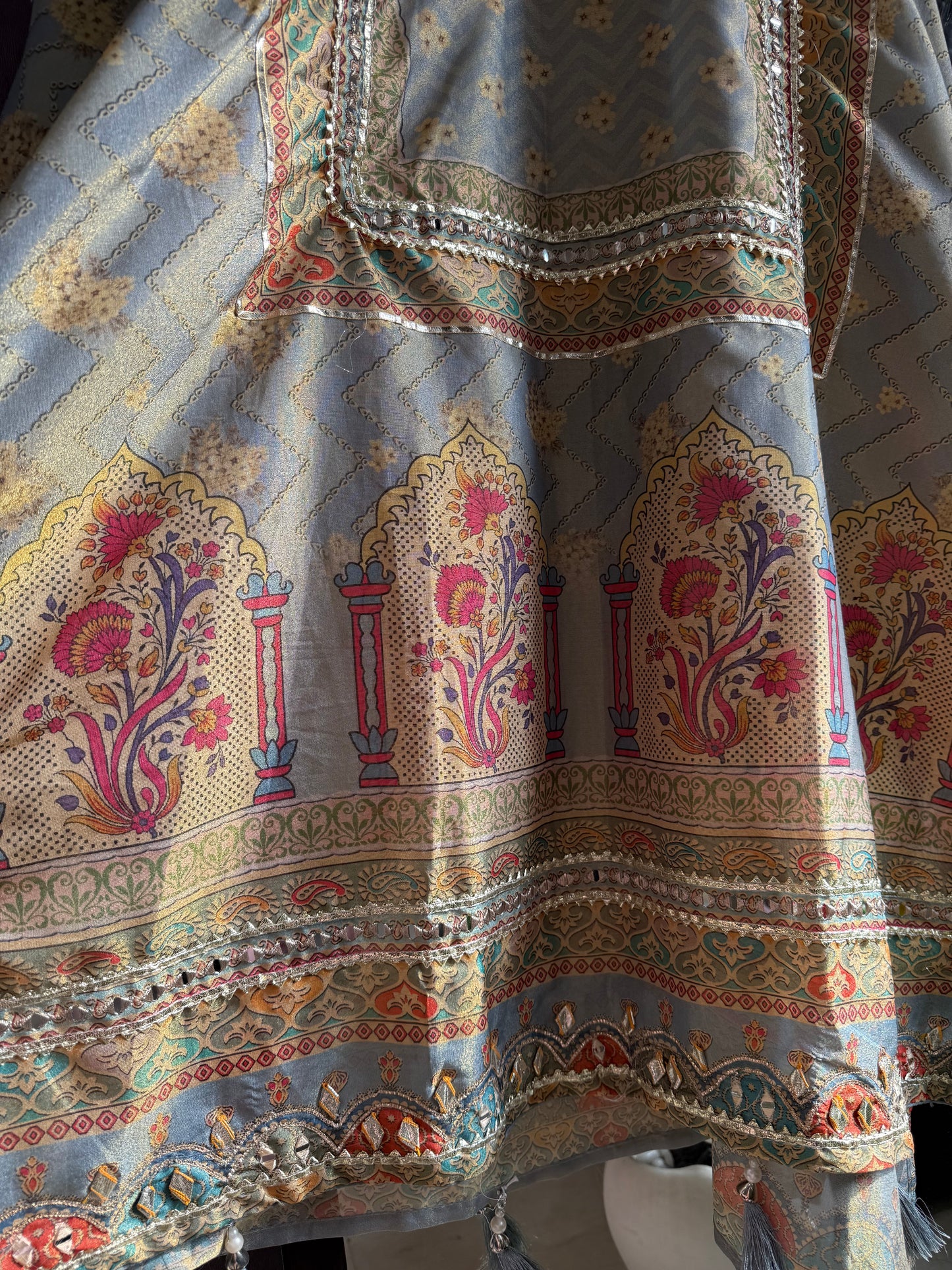 Gotapatti Tissue silk kaftan set