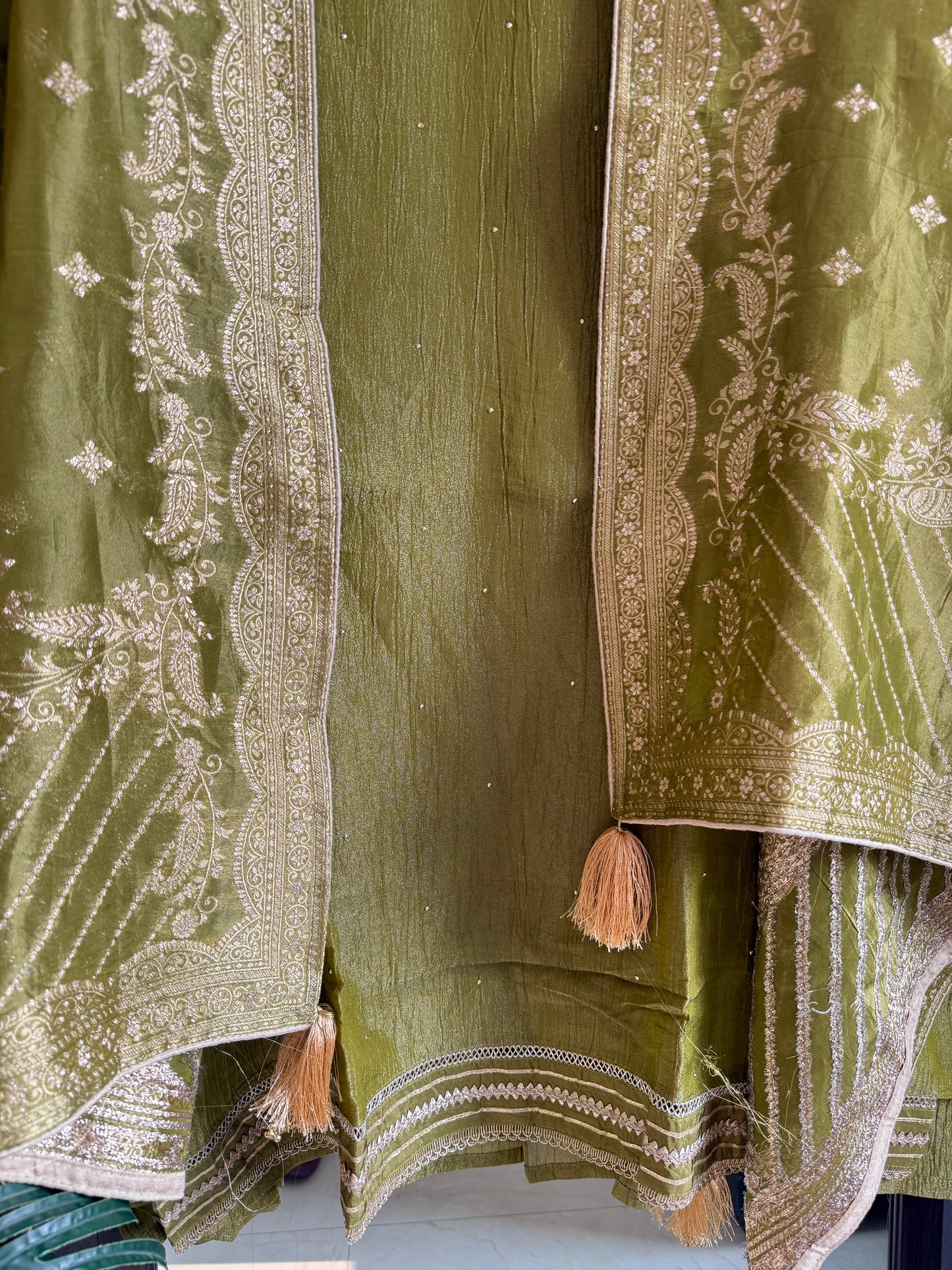 Premium Benarsi crush tissue handwork suit