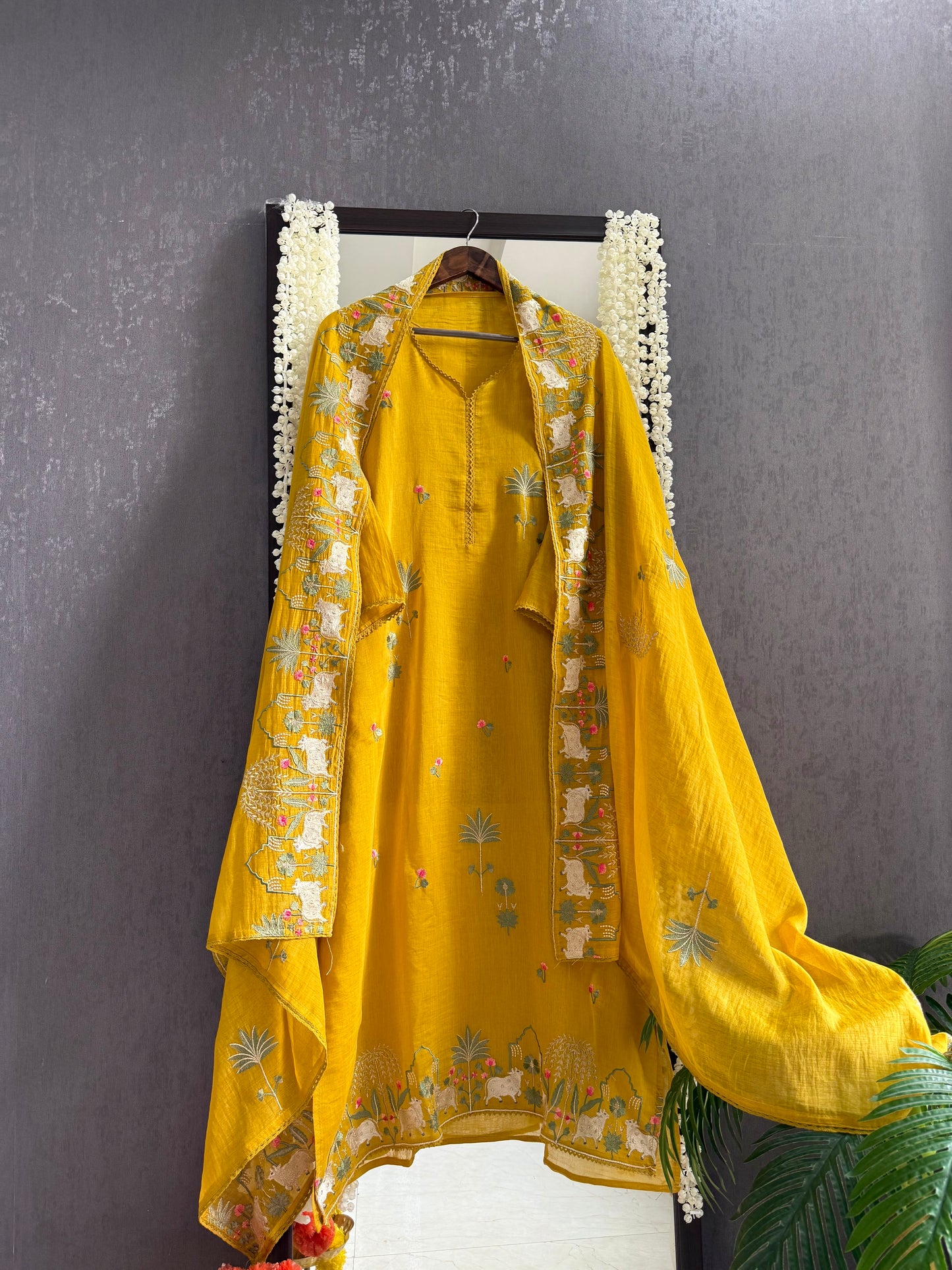 Luxurious Mul chanderi pichwai suit