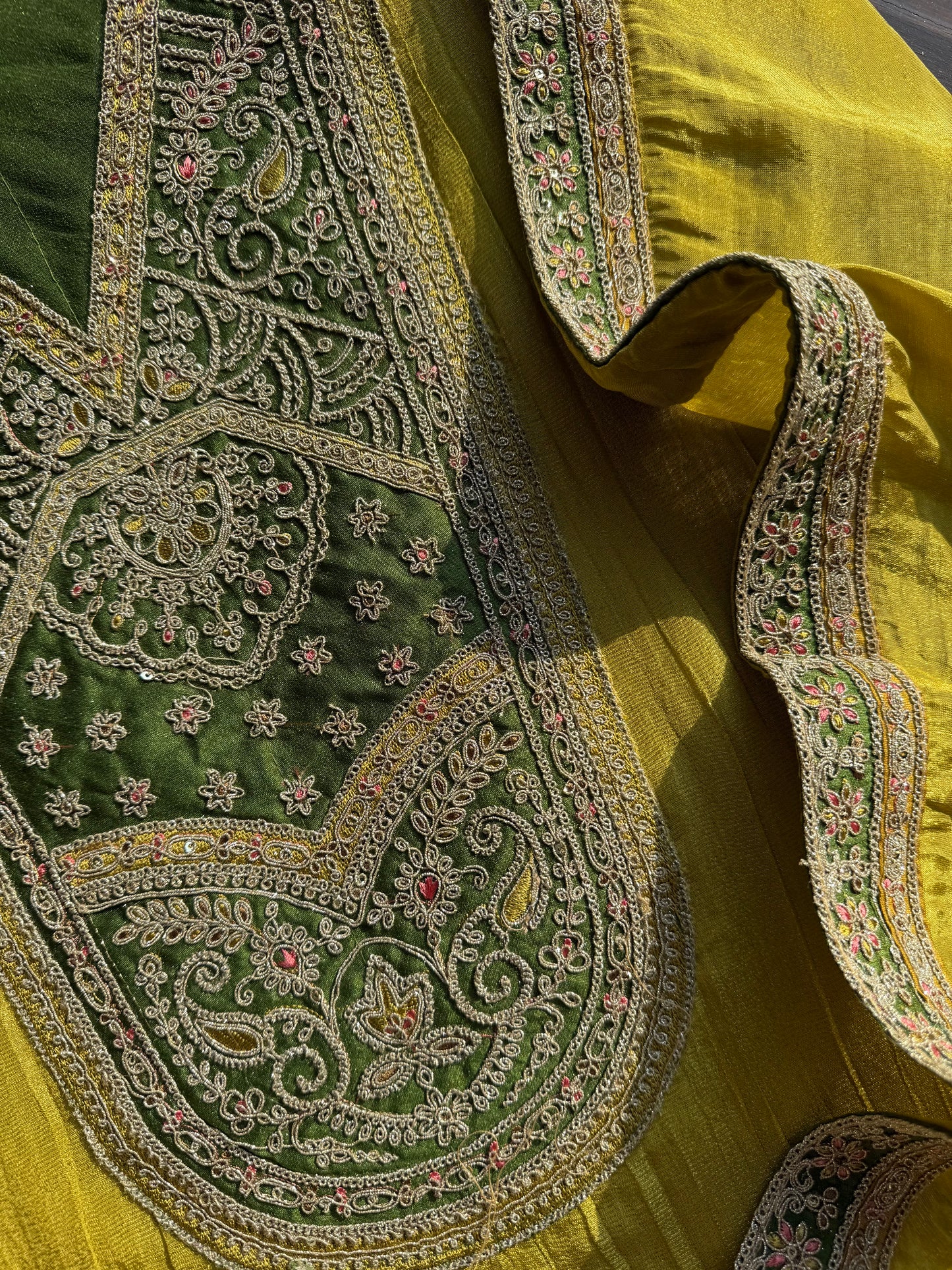 Crush tissue marori aari work suit
