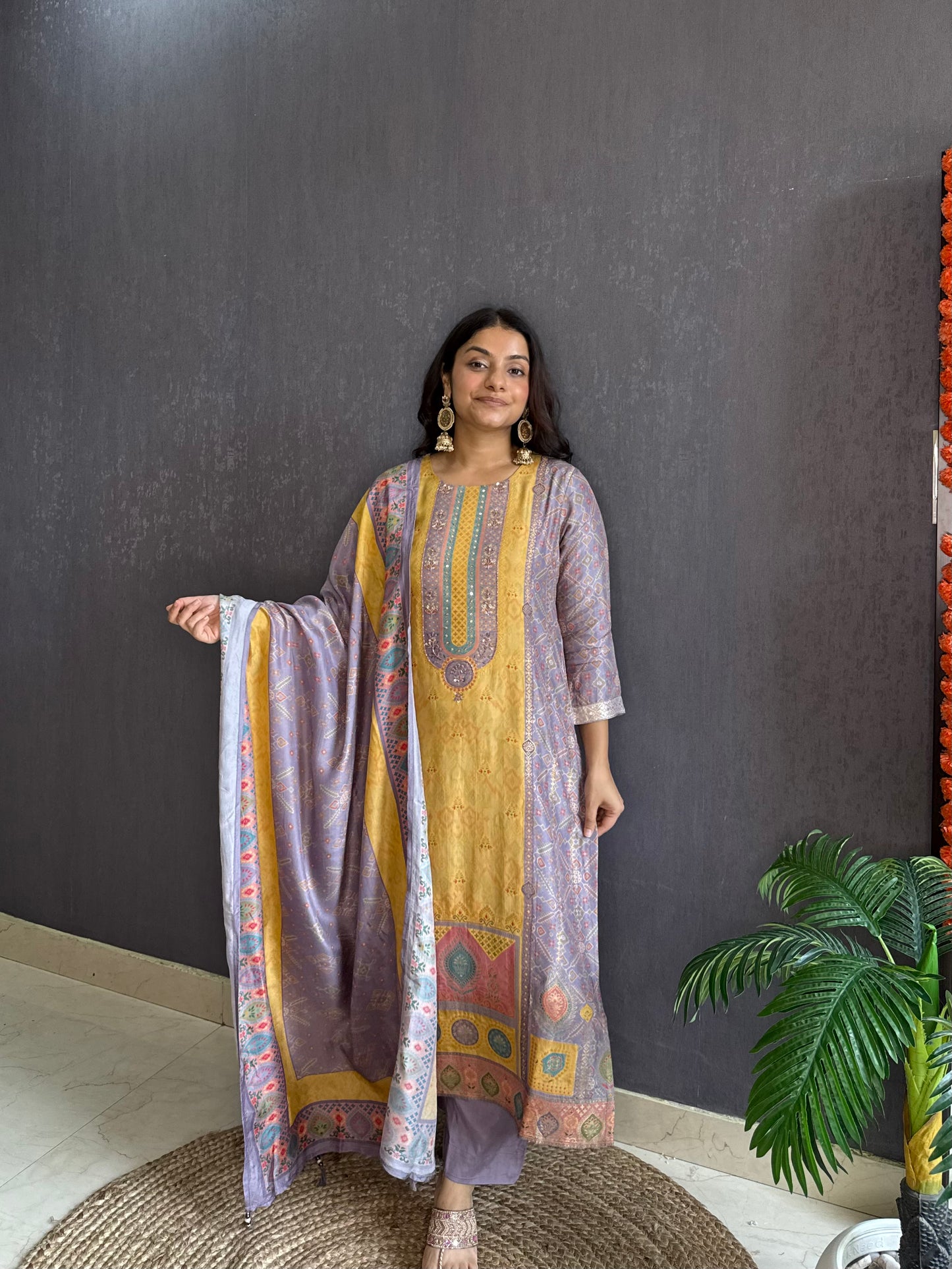 Meenakari Benarsi Handwork suit set