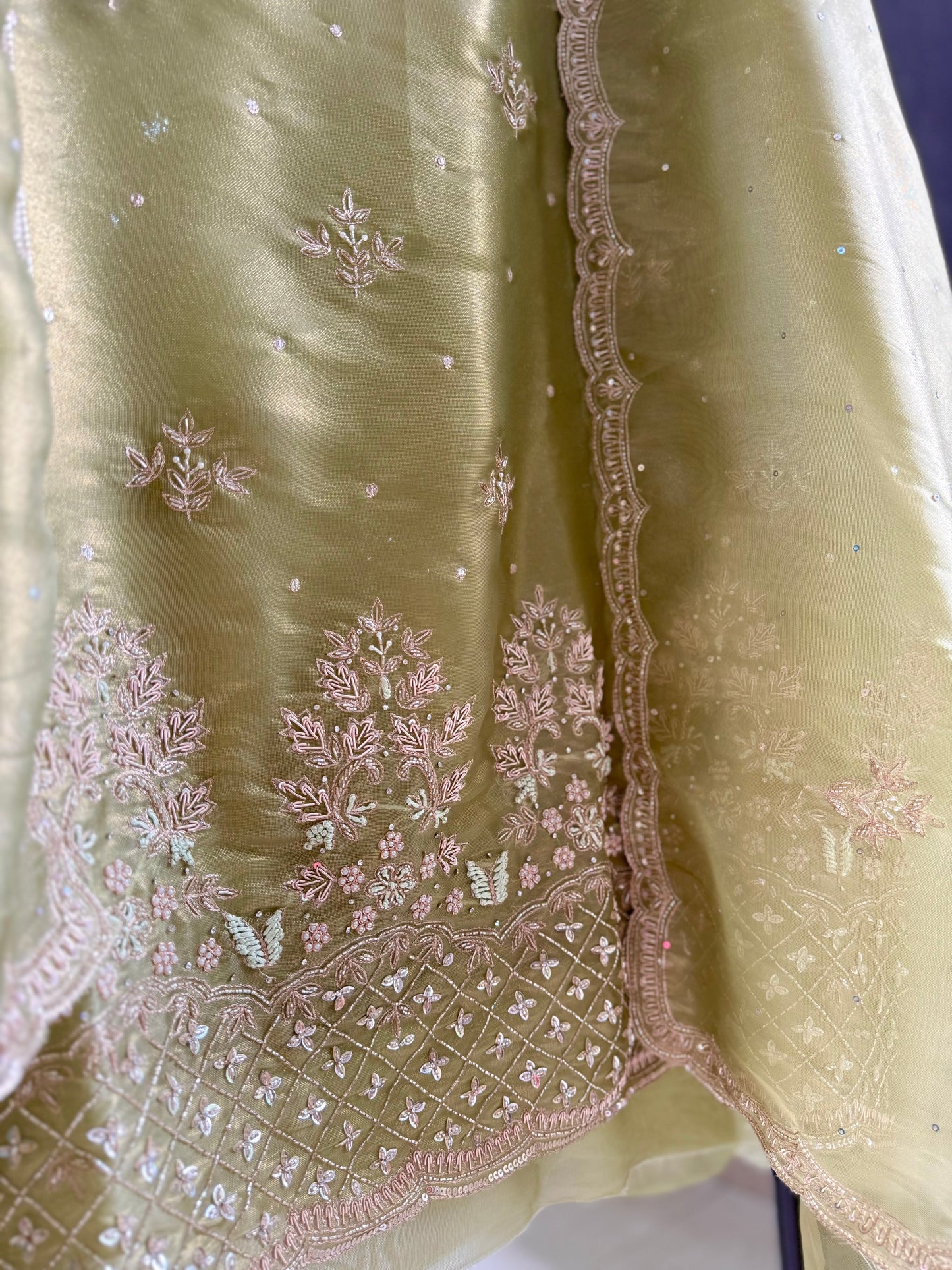 Heeramandi handwork suit