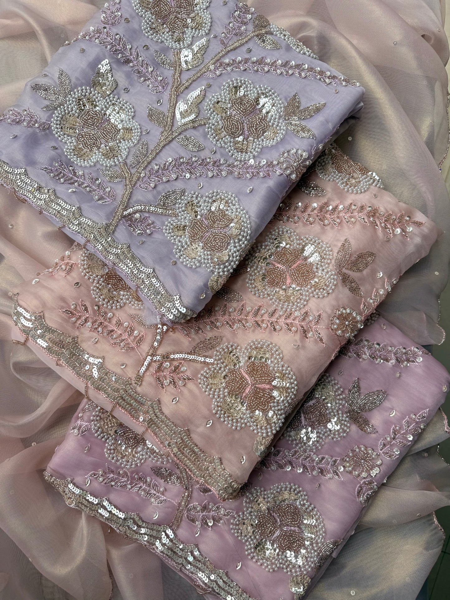 Glass tissue handwork suit