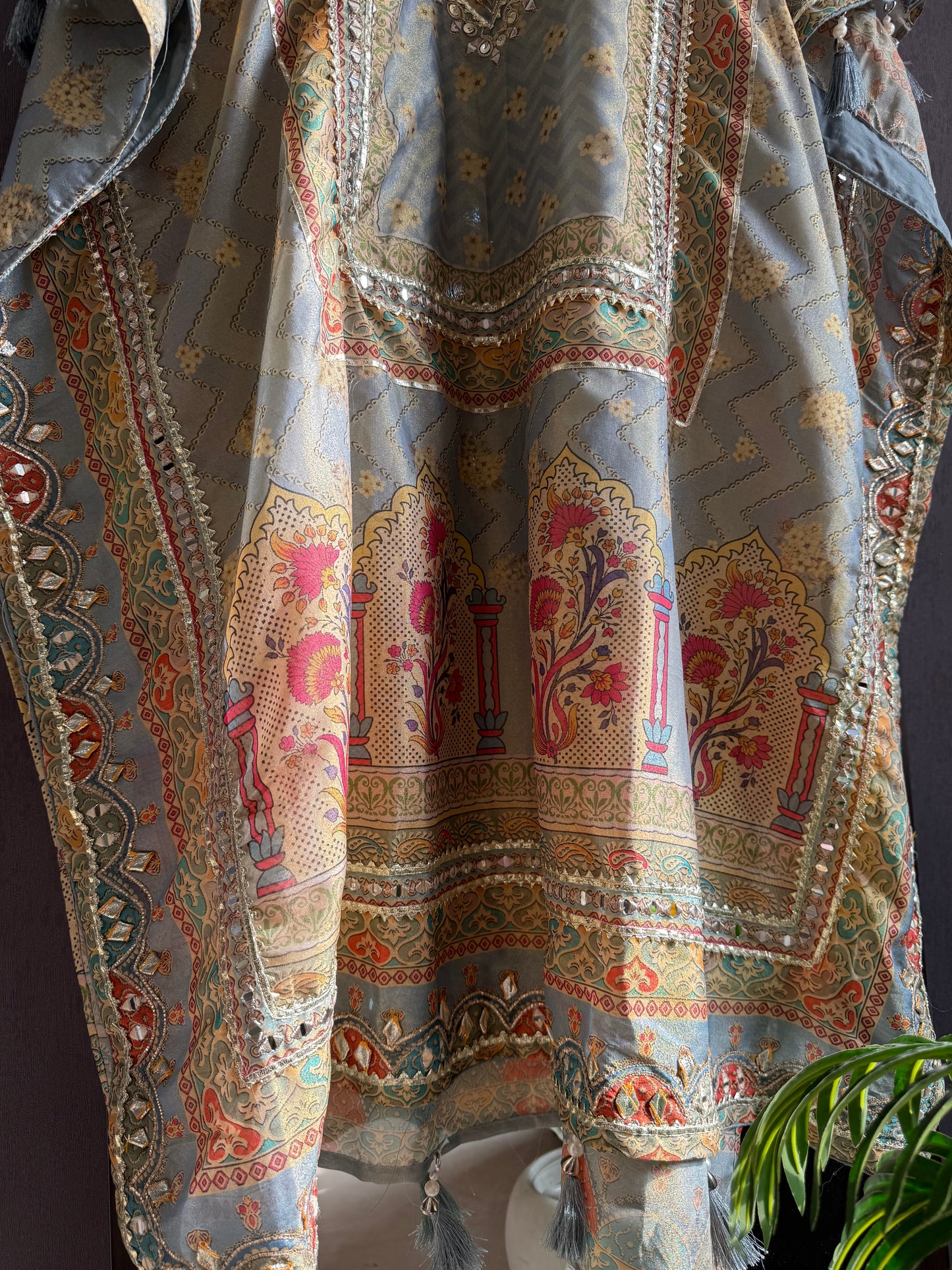 Gotapatti Tissue silk kaftan set