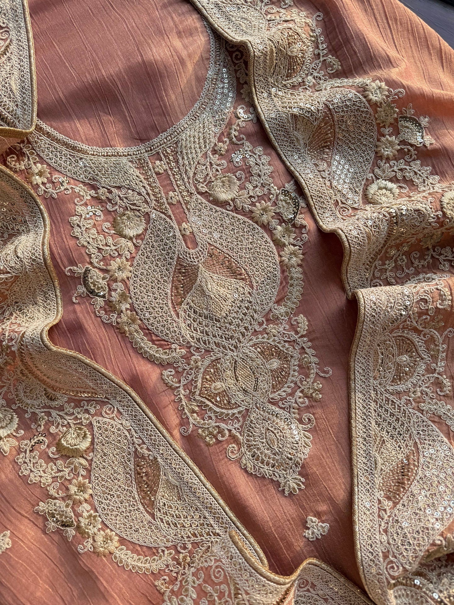 Luxurious soft Crush Tissue silk suit