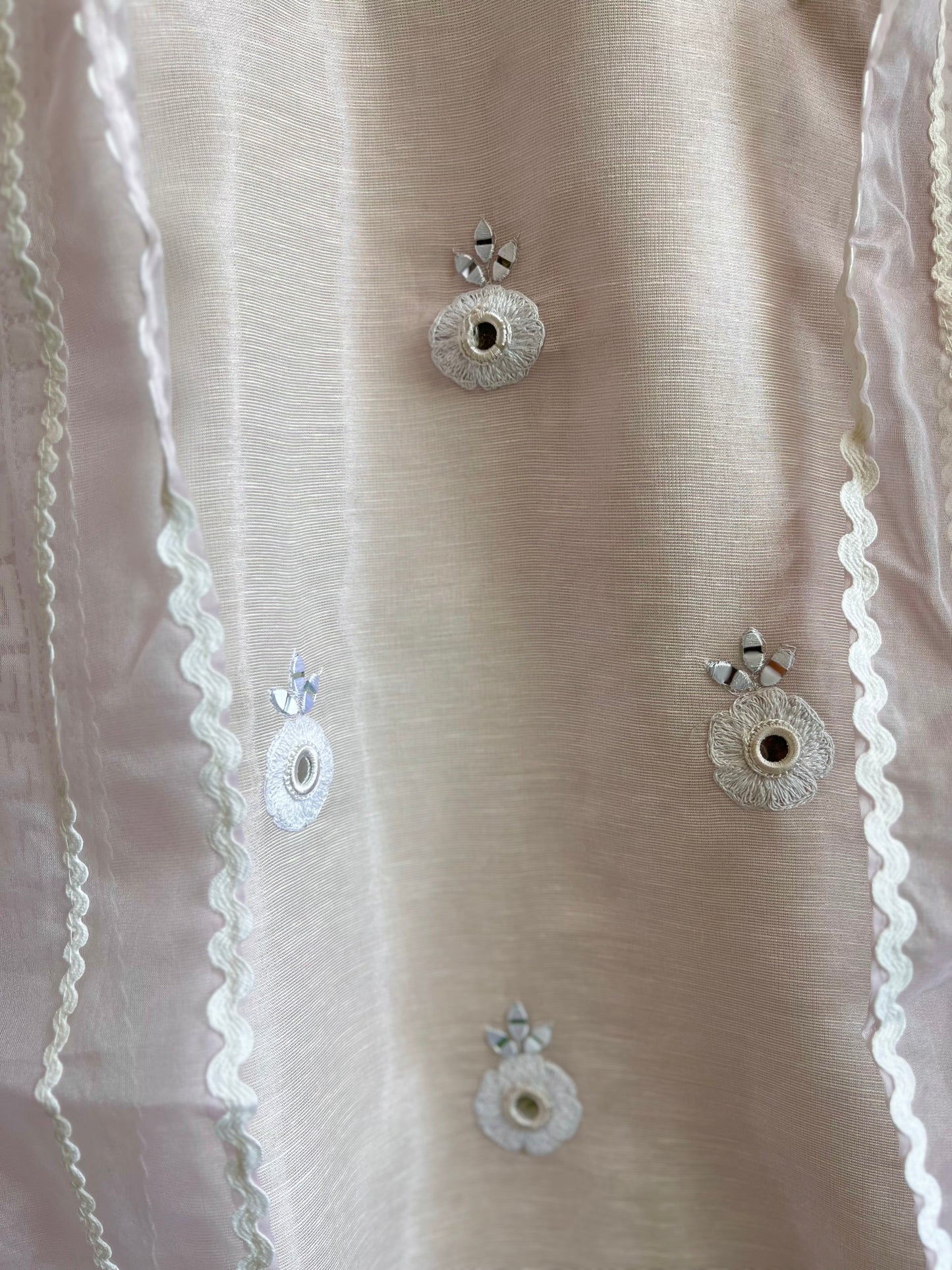 Premium Linen mirrorwork lacework suit