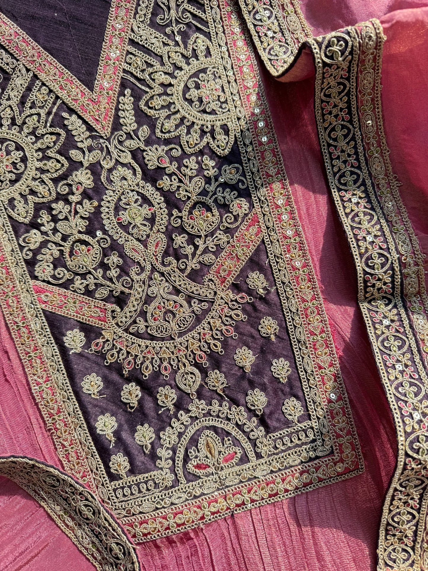 Crush tissue marori aari work suit