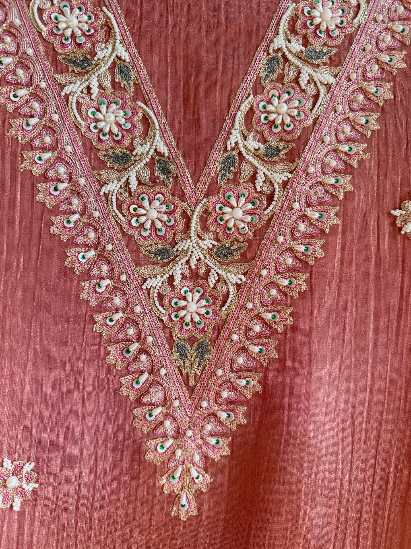 Crush tissue kashmiri aari work suit