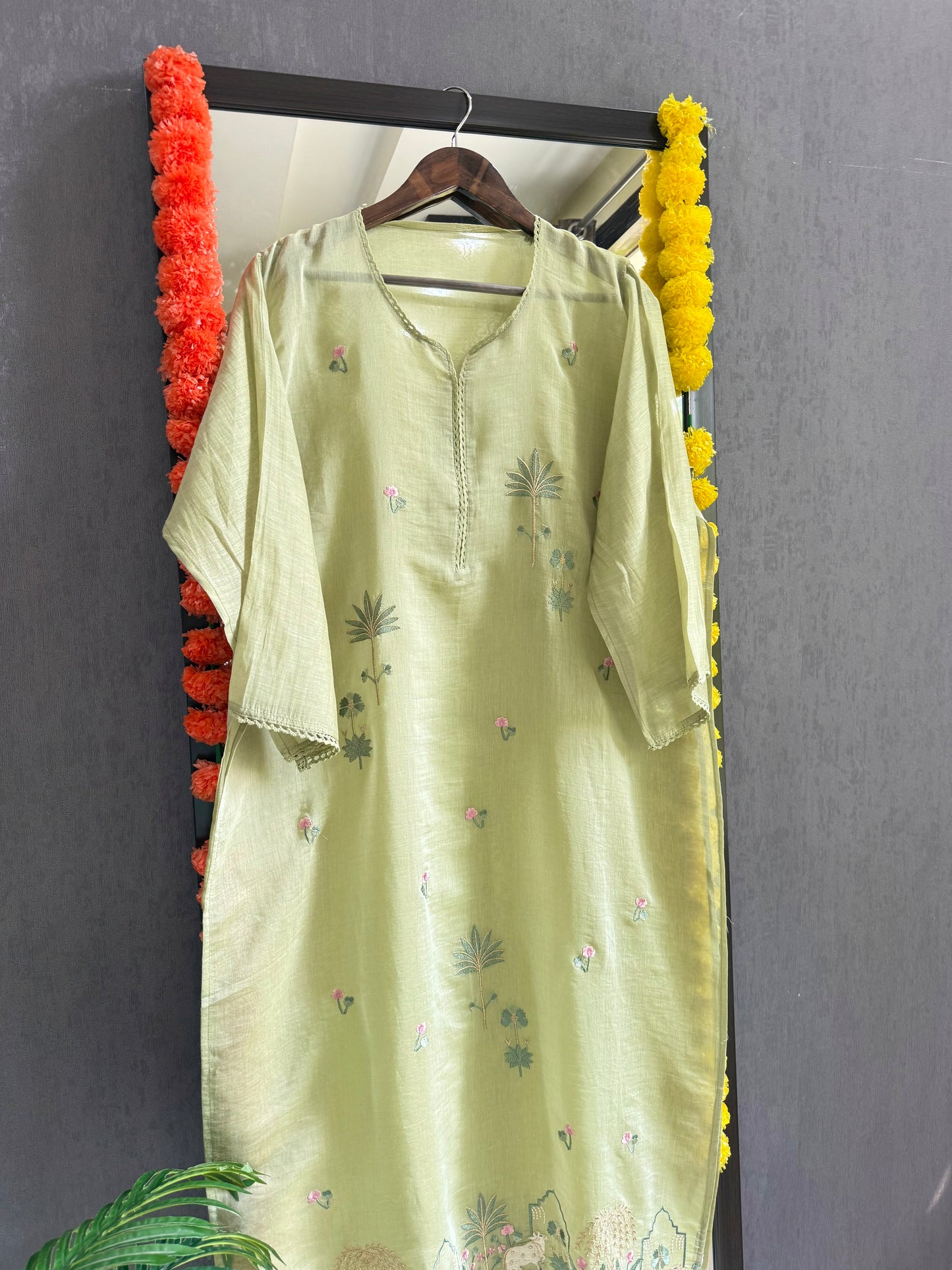Luxurious Mul chanderi pichwai suit