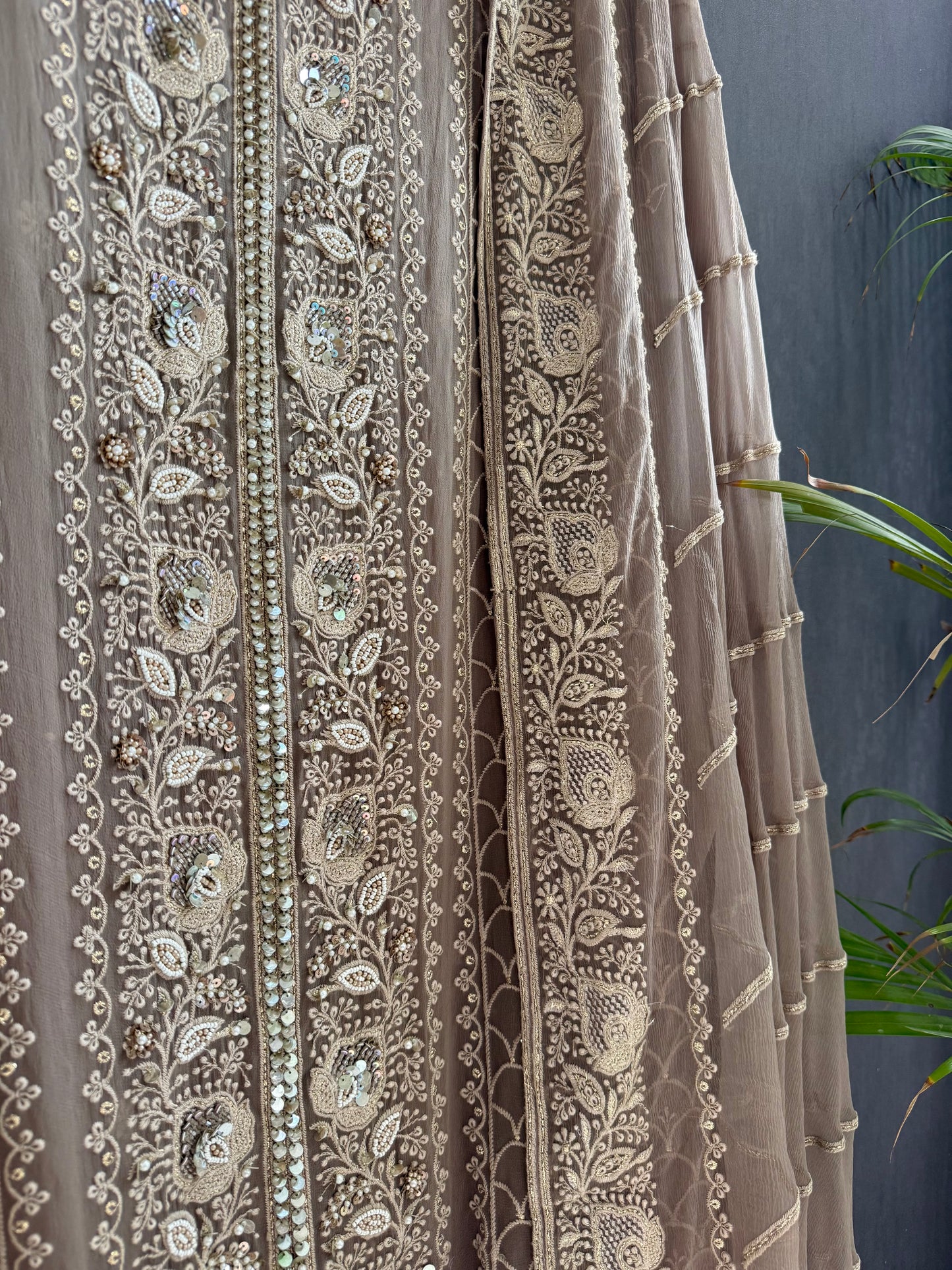 Lucknowi handwork suit