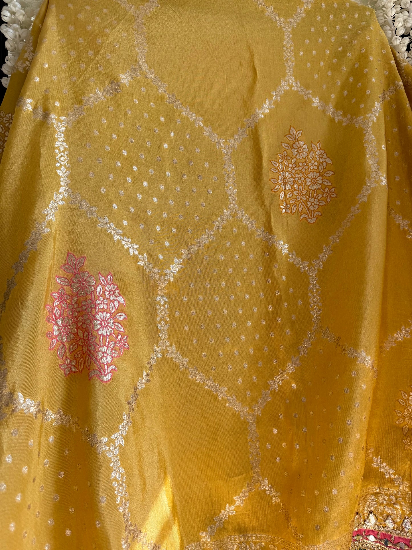 Luxurious Gotapatti Tissue silk suit