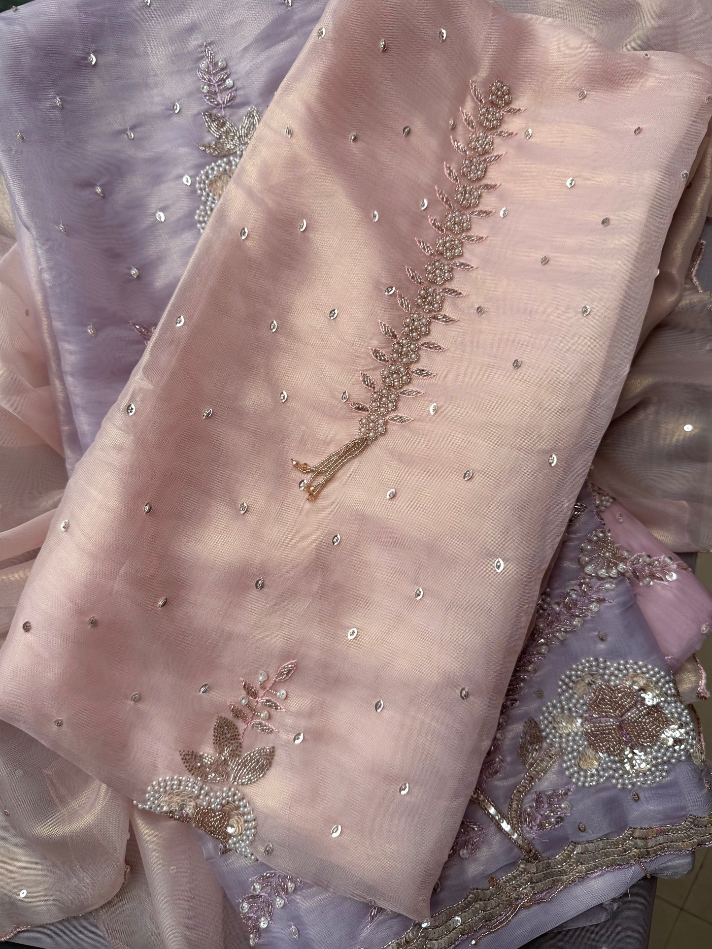Glass tissue handwork suit