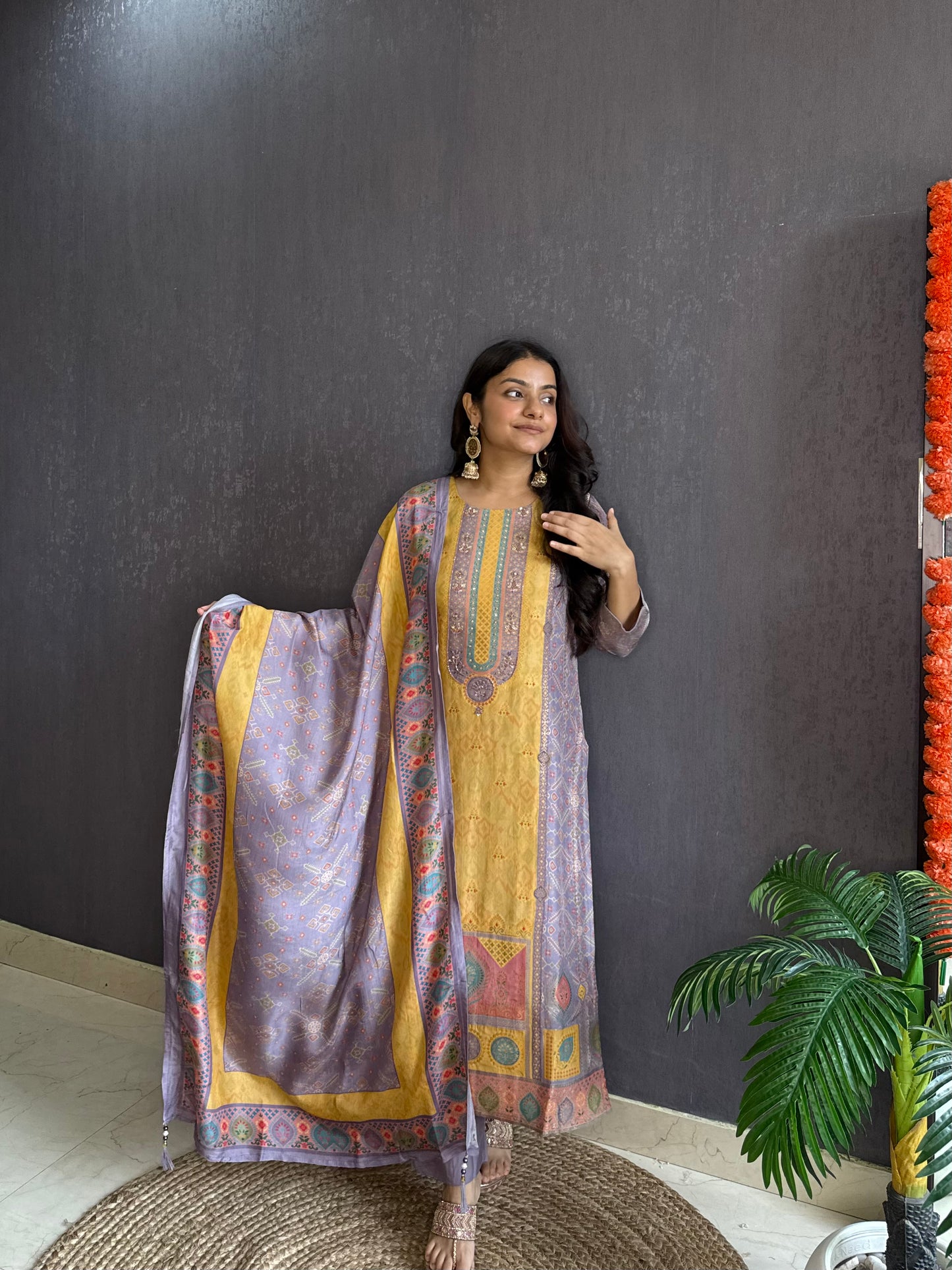 Meenakari Benarsi Handwork suit set