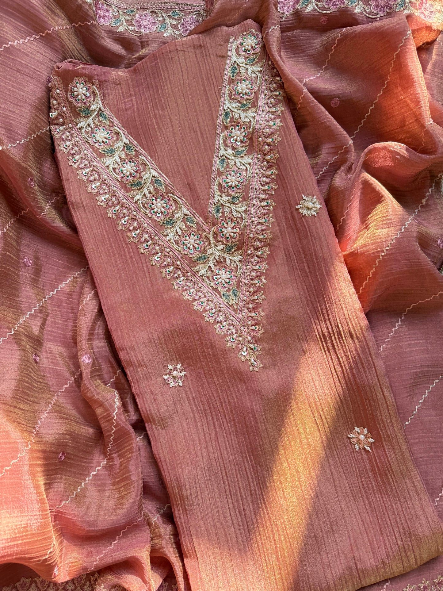 Crush tissue kashmiri aari work suit