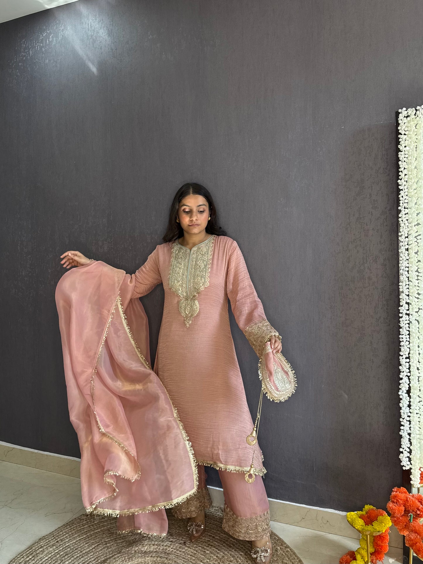 Luxurious crush tissue aari work set