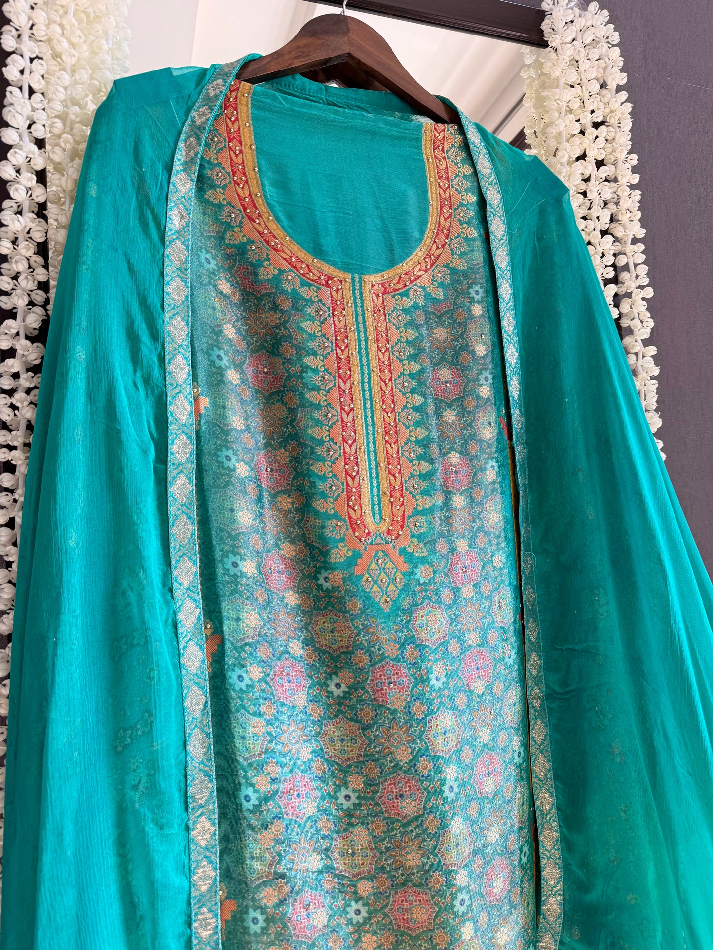 Meenakari Benarsi suit