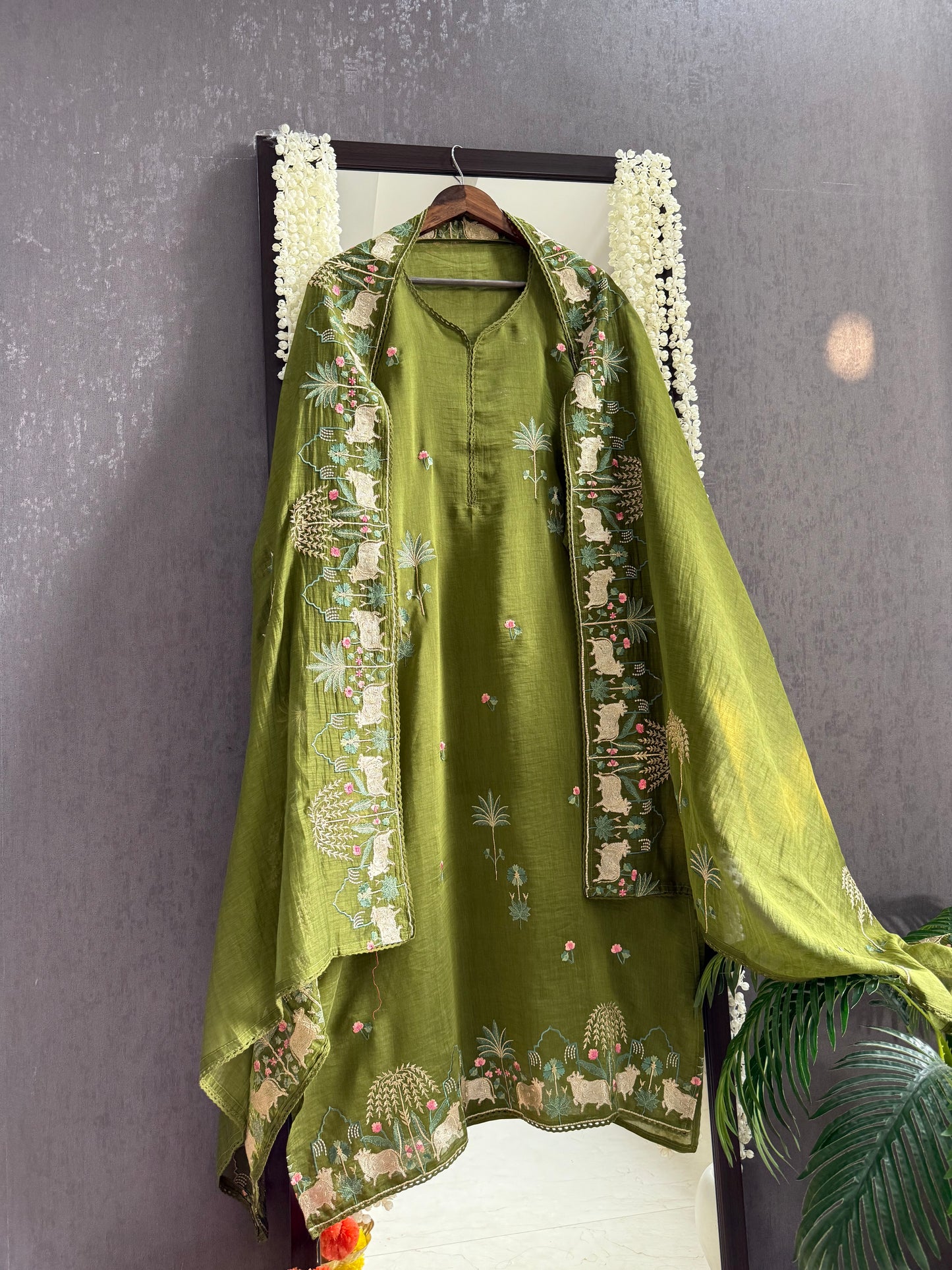 Luxurious Mul chanderi pichwai suit