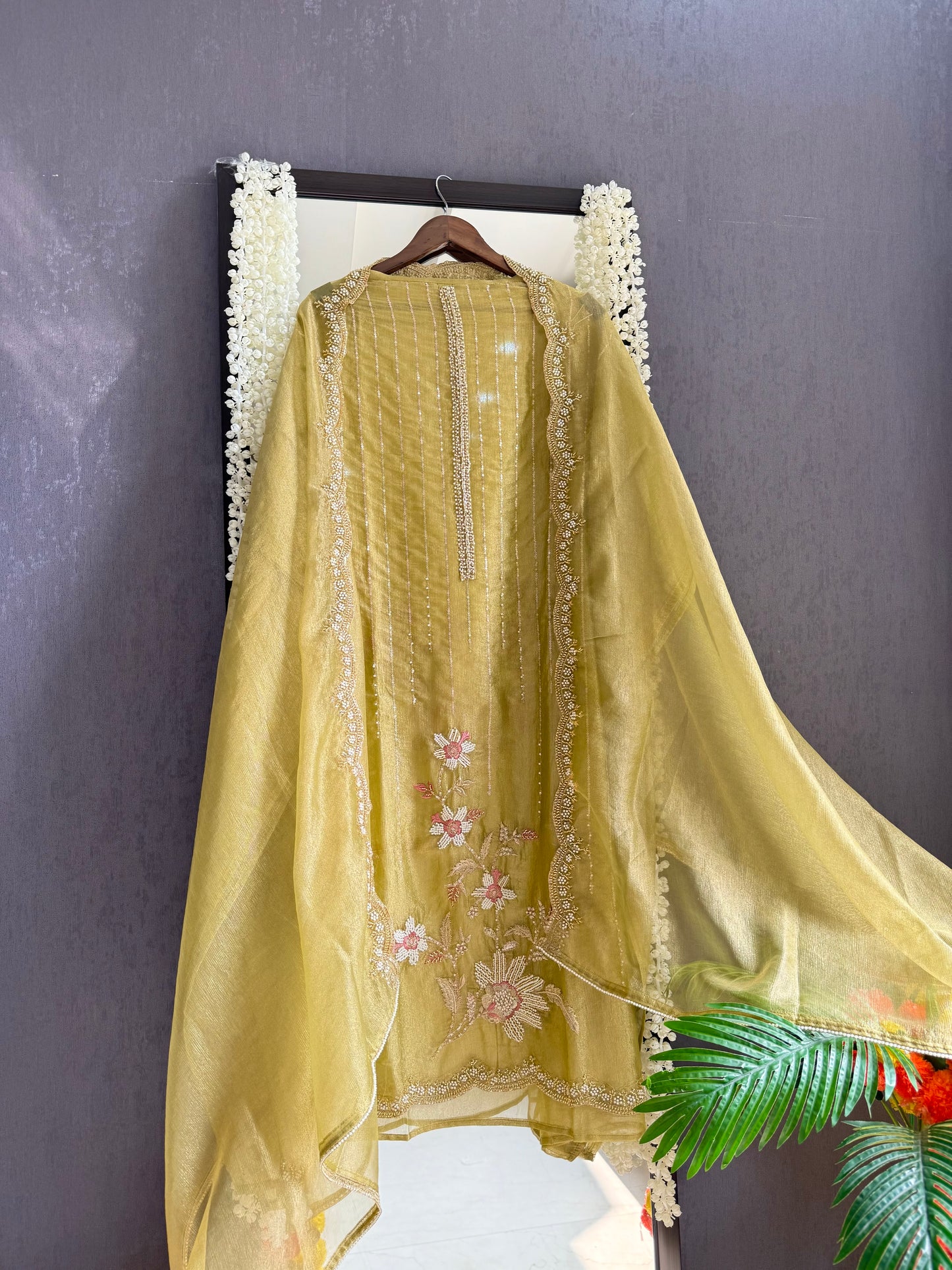 Premium Crush Tissue handwork suit