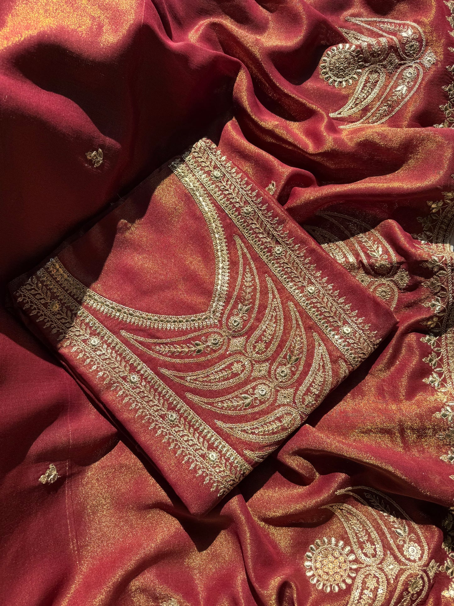 Luxurious Tissue silk suit
