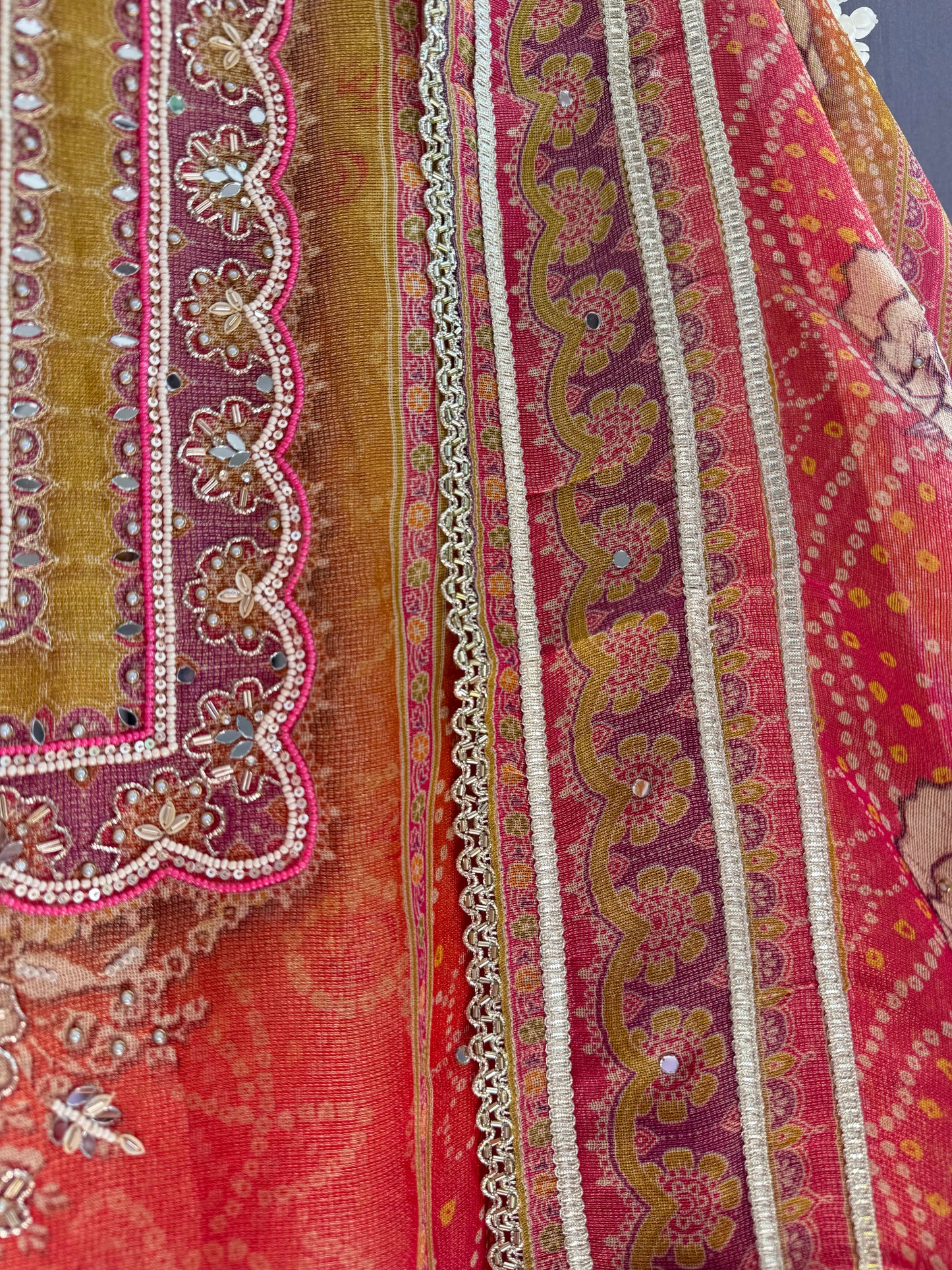 Premium Burberry silk handwork suit