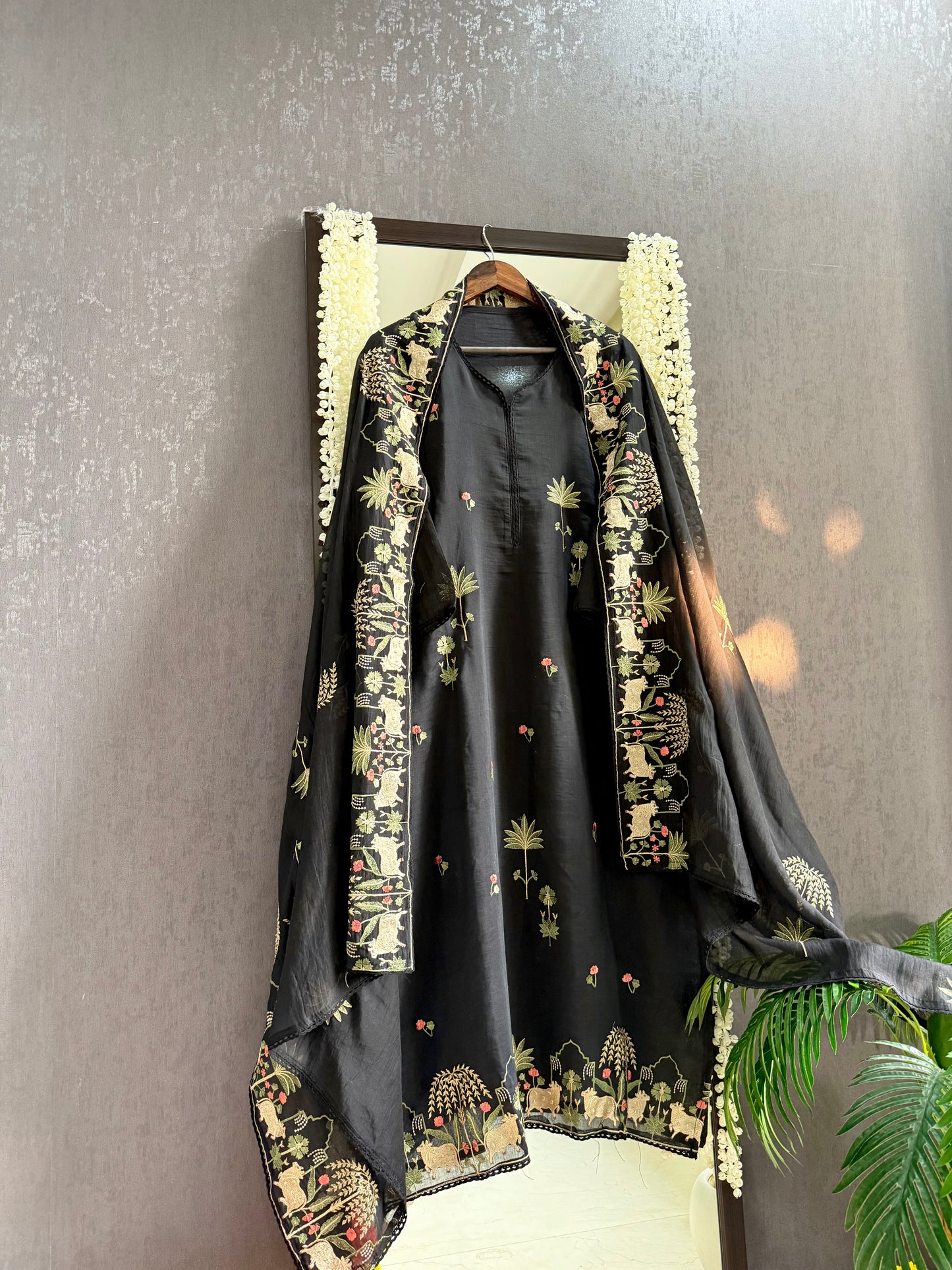 Luxurious Mul chanderi pichwai suit