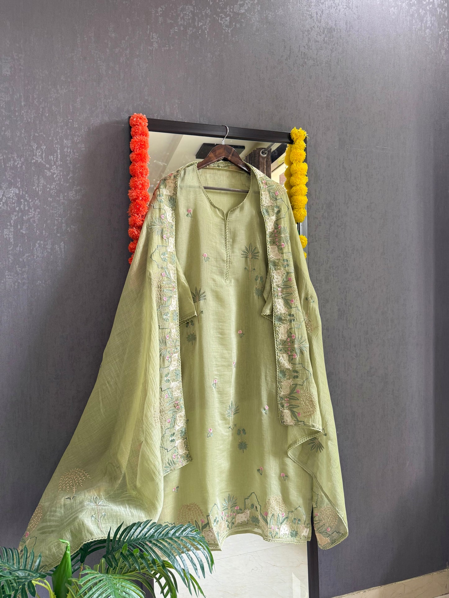 Luxurious Mul chanderi pichwai suit