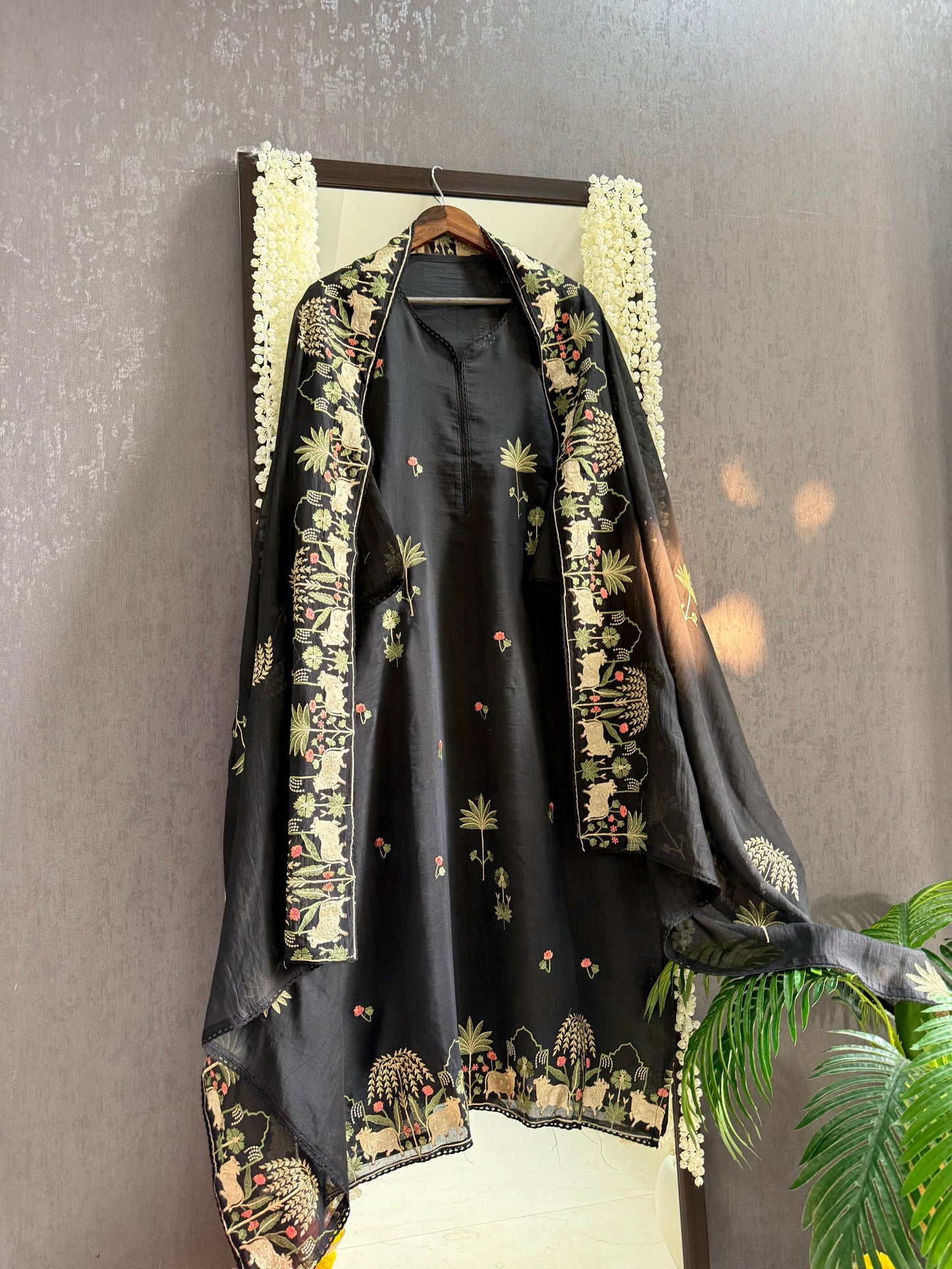 Luxurious Mul chanderi pichwai suit