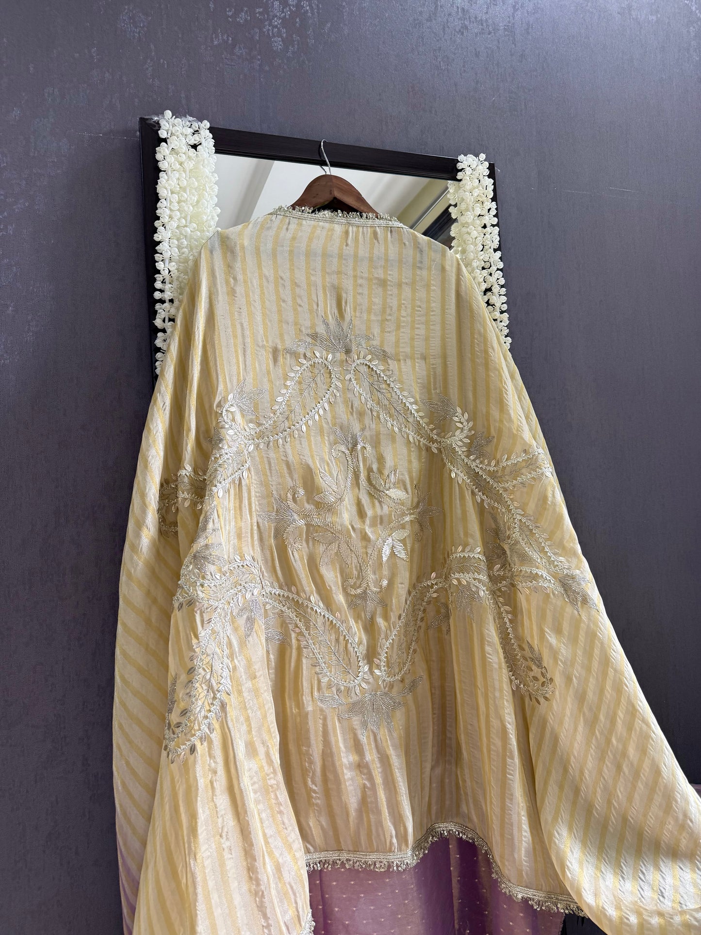 Luxurious Gotapatti ombré suit