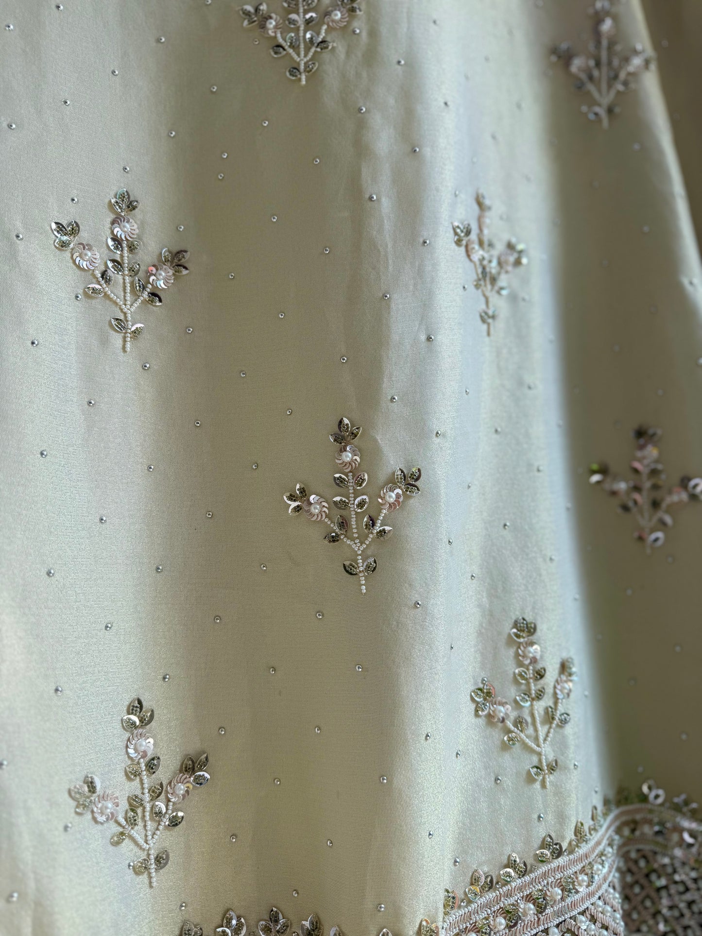 Luxurious dreamy handwork suit