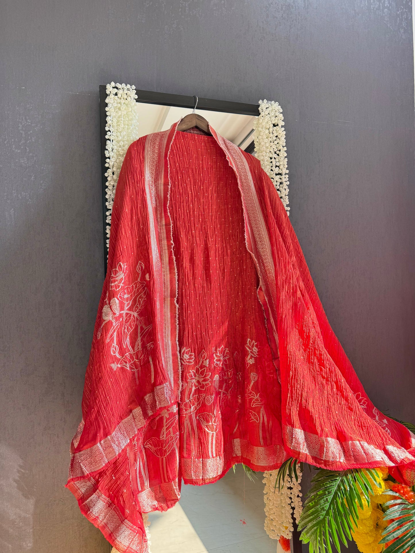 Luxurious crush benarsi lotus suit