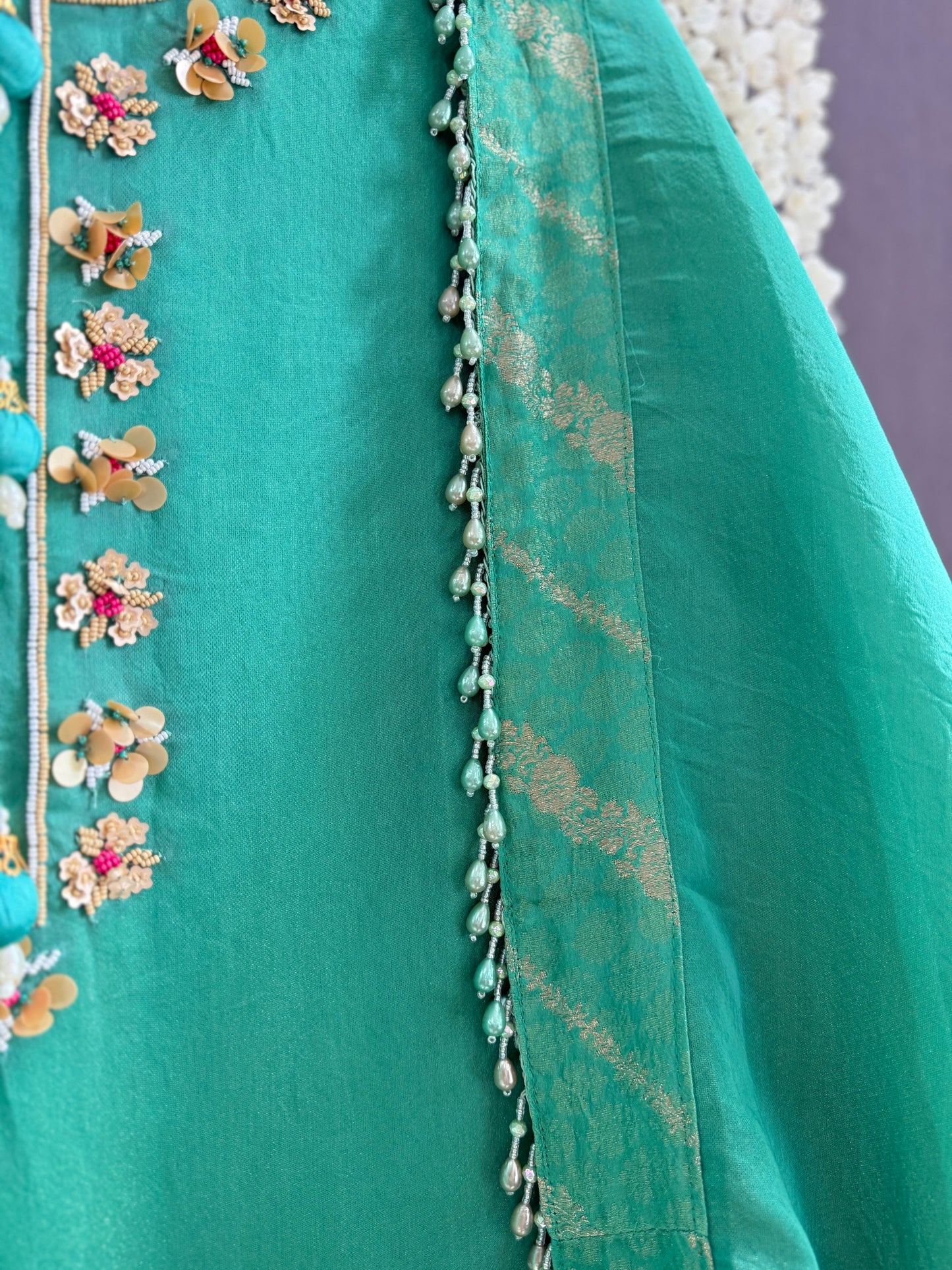 Luxurious elephants Handwork suit
