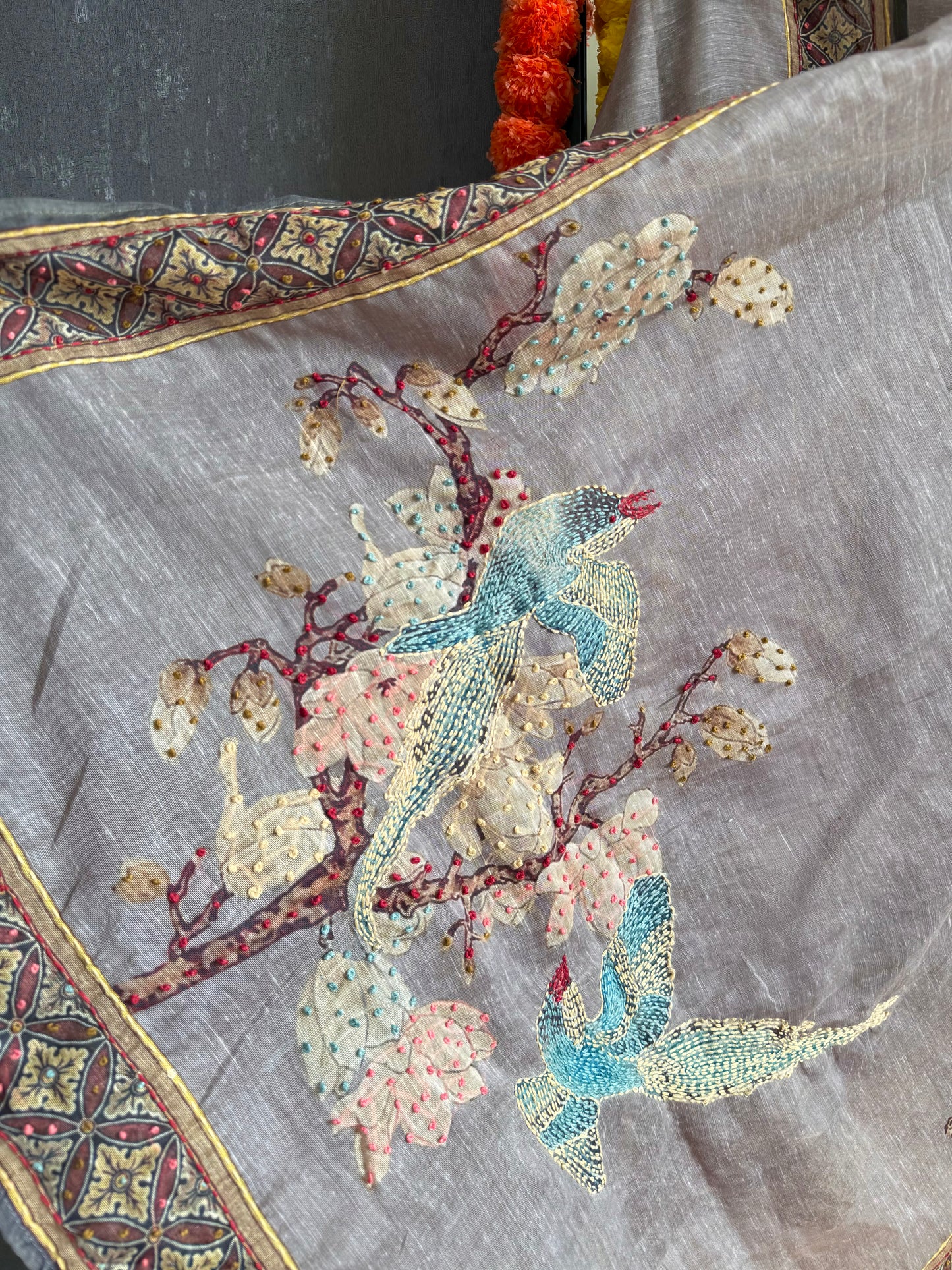 Pure linen swans frenchknot kantha work suit